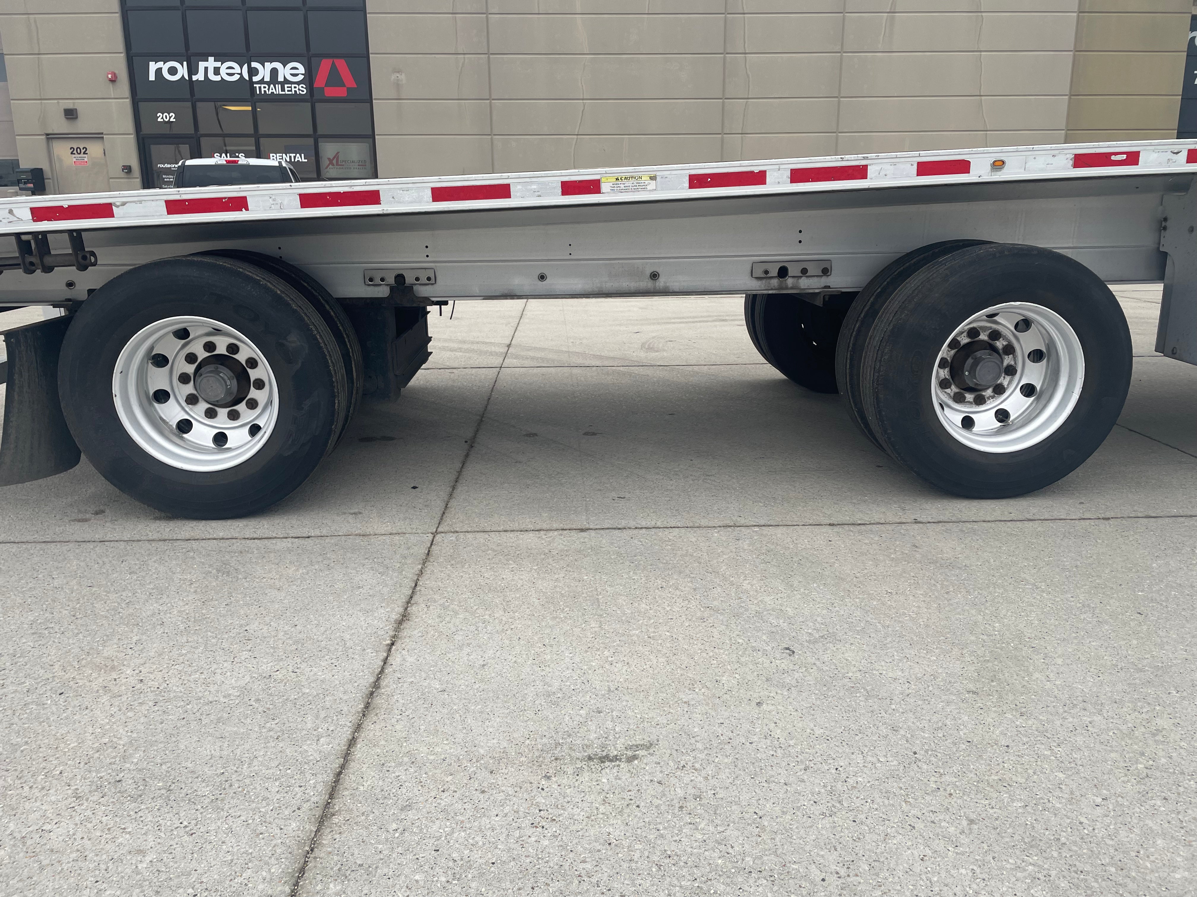 2016 Fontaine Revolution Flatbed