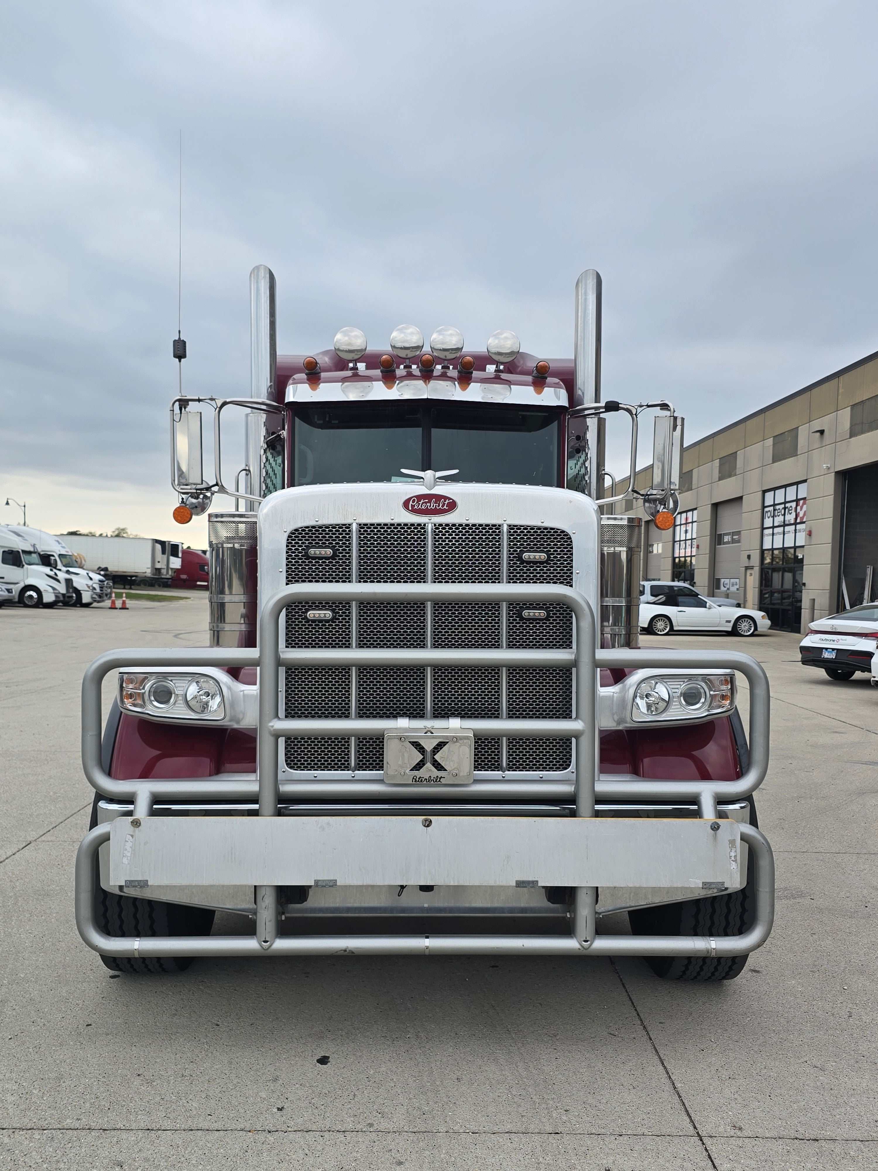 2022 Peterbilt 389