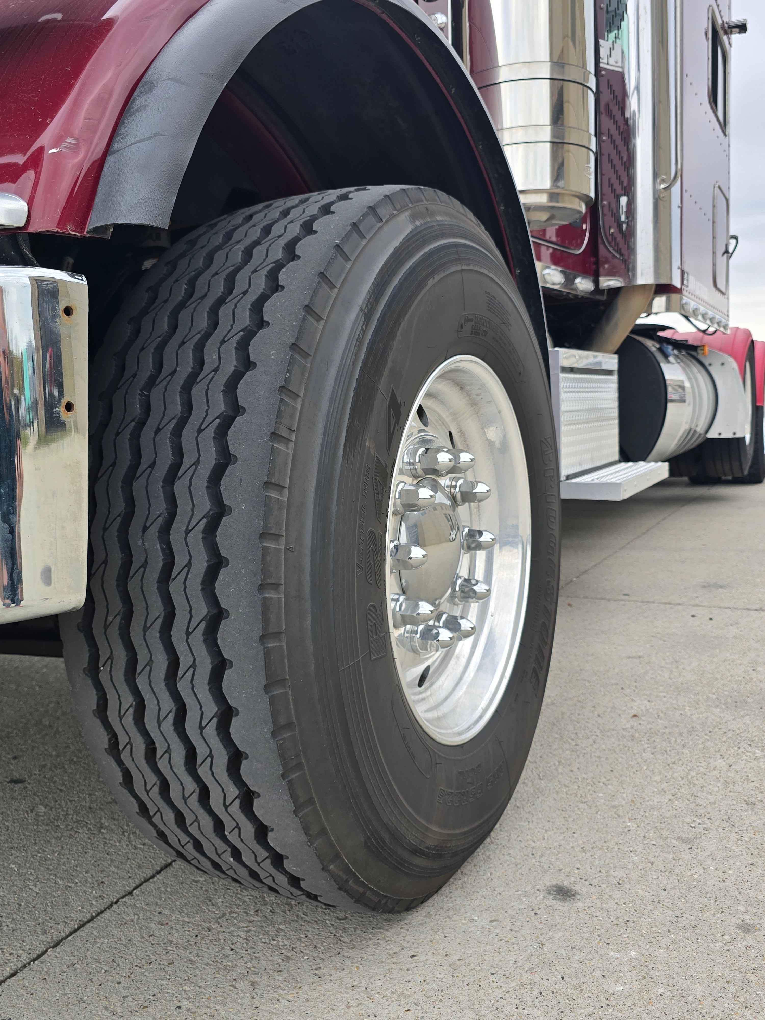 2022 Peterbilt 389