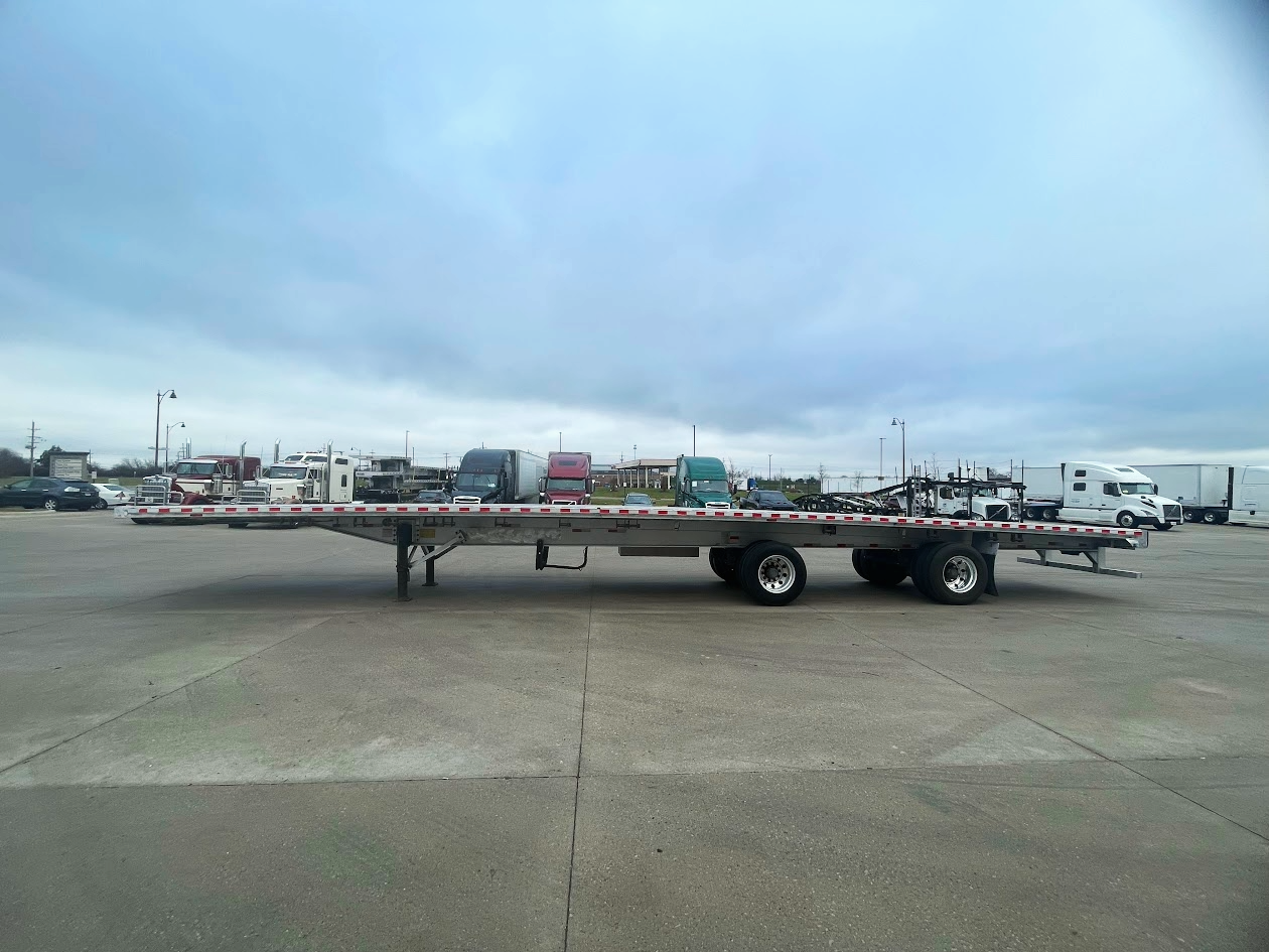 2017 Transcraft 524A Flatbed