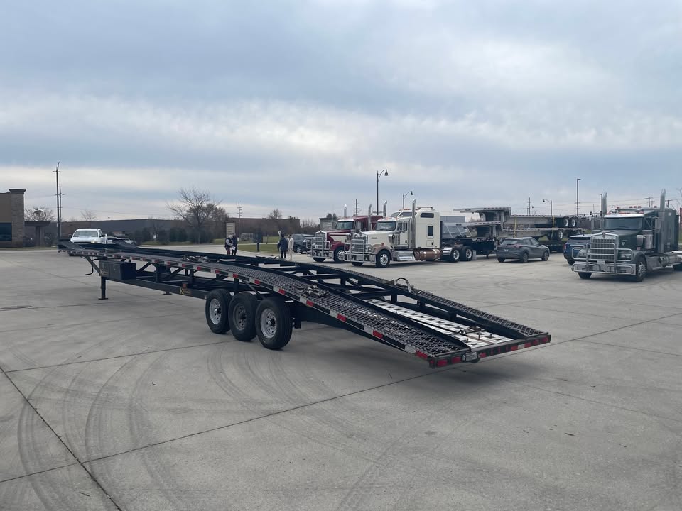 2023 Low profile Kaufman Trailer Route One Trailers
