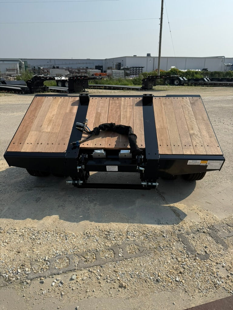 2026 XL 22 FA (Flip Axle)