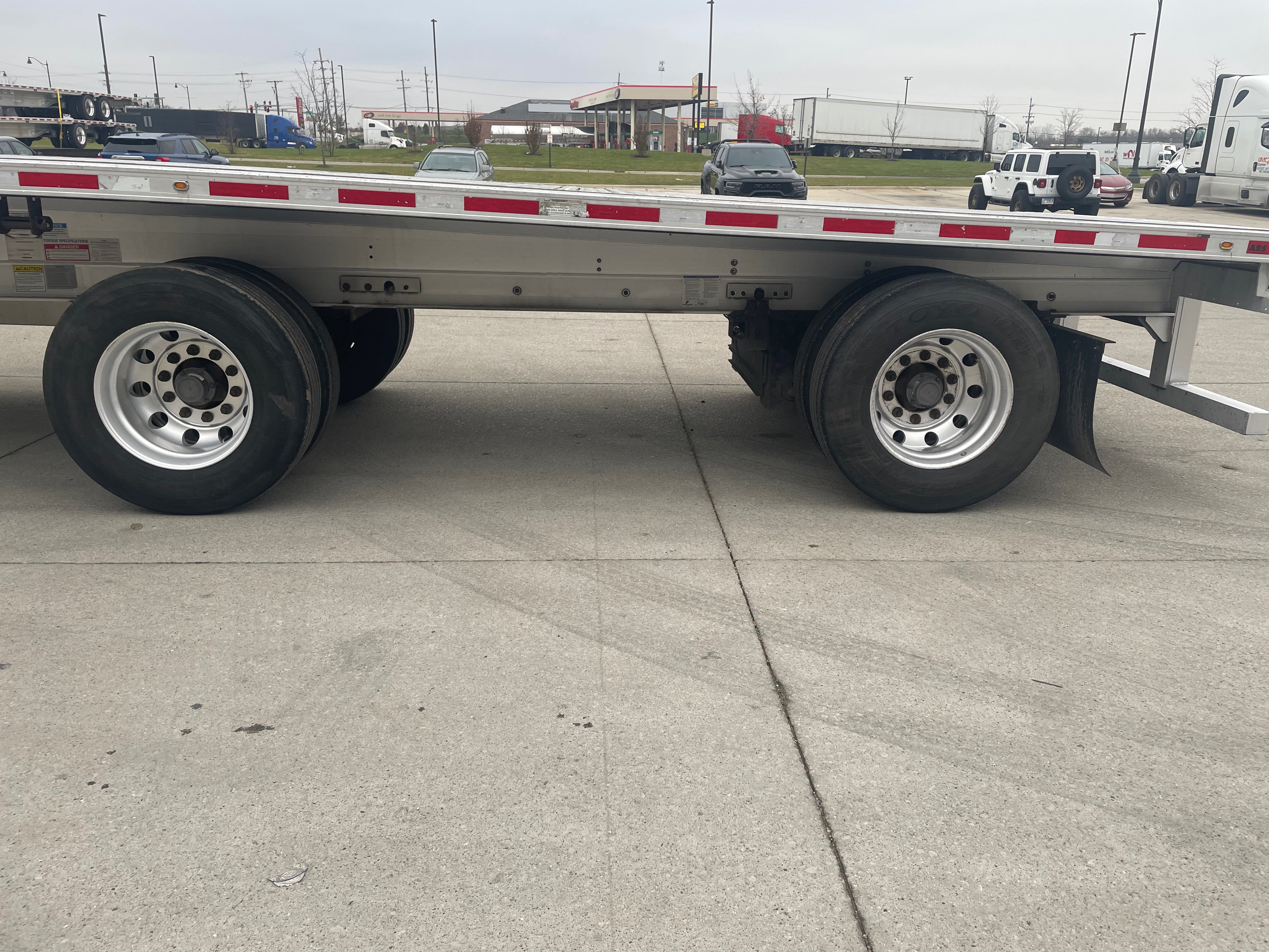 2016 Fontaine Revolution Flatbed