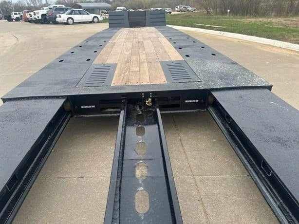 2027 XL 80 Hydraulic Detachable Extendable - Mini-Deck Route One Trailers