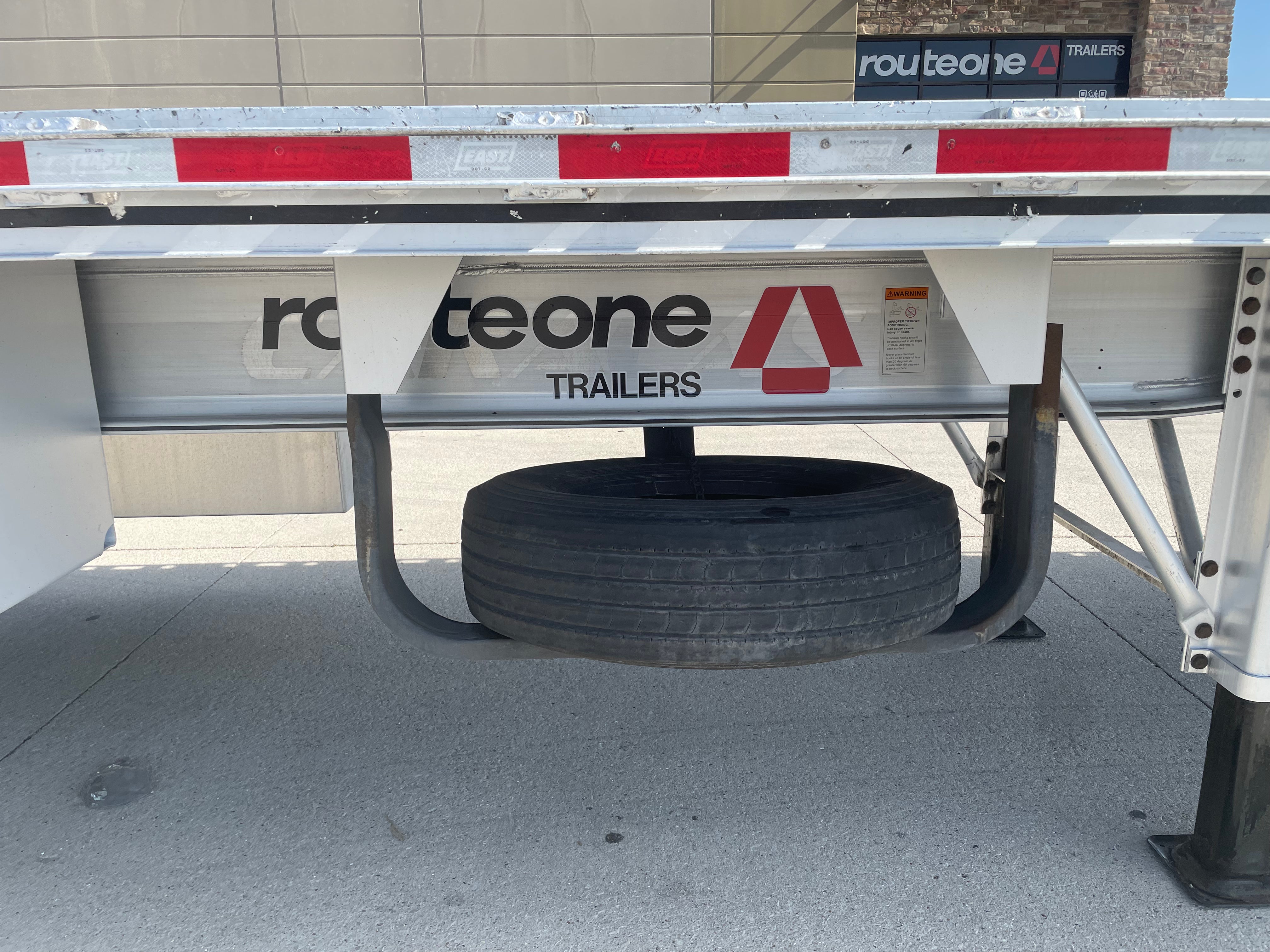 2021 East BST Flatbed