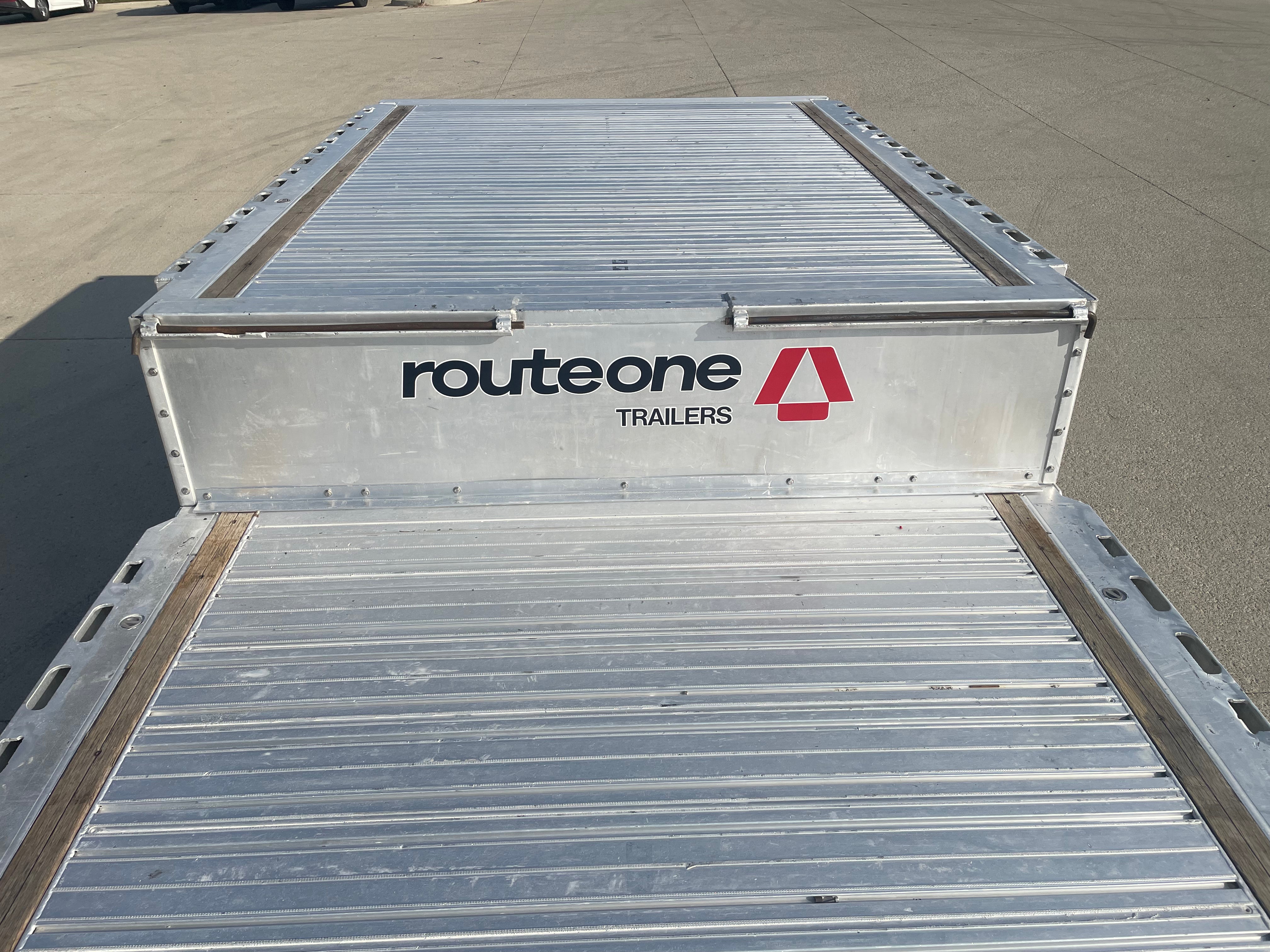 2022 Fontaine Revolution Step Deck Aluminum 53’