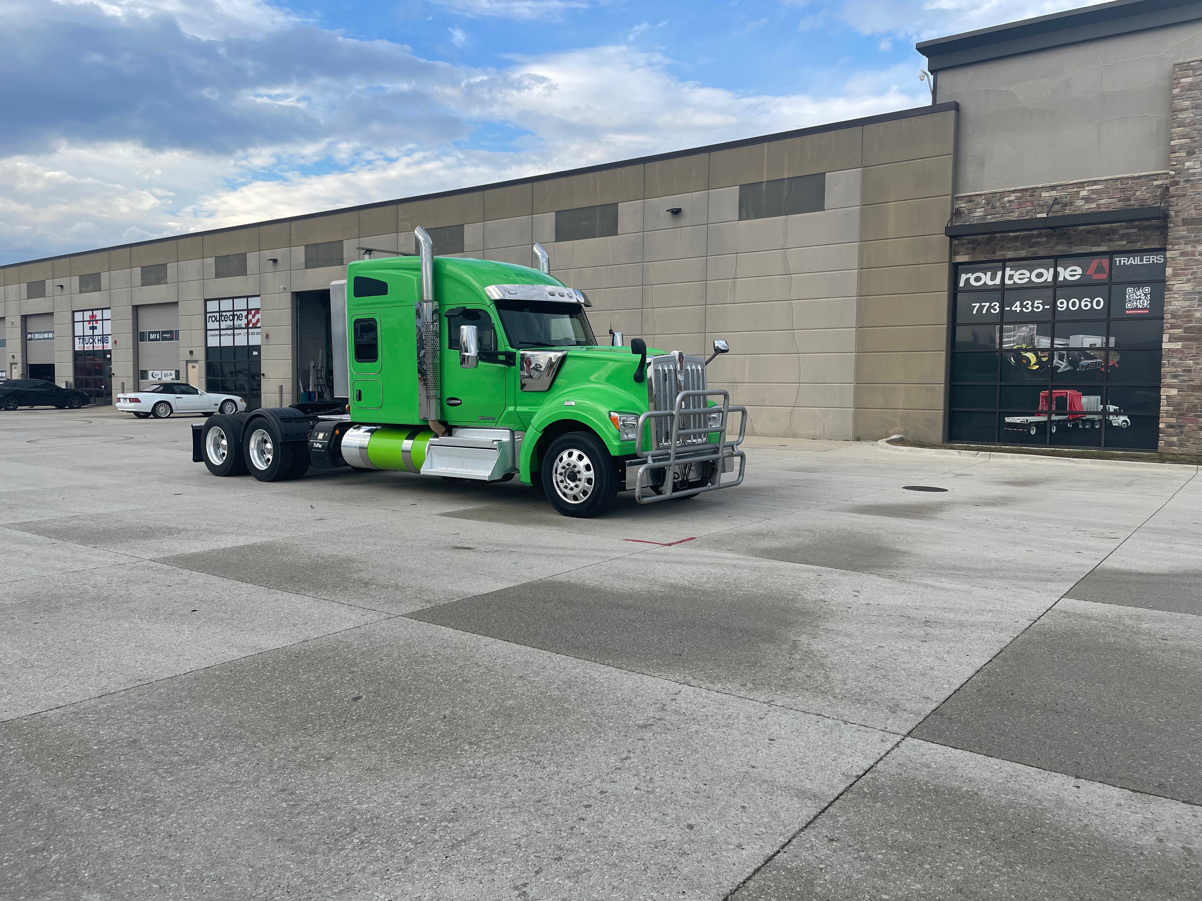 2020 Kenworth W990