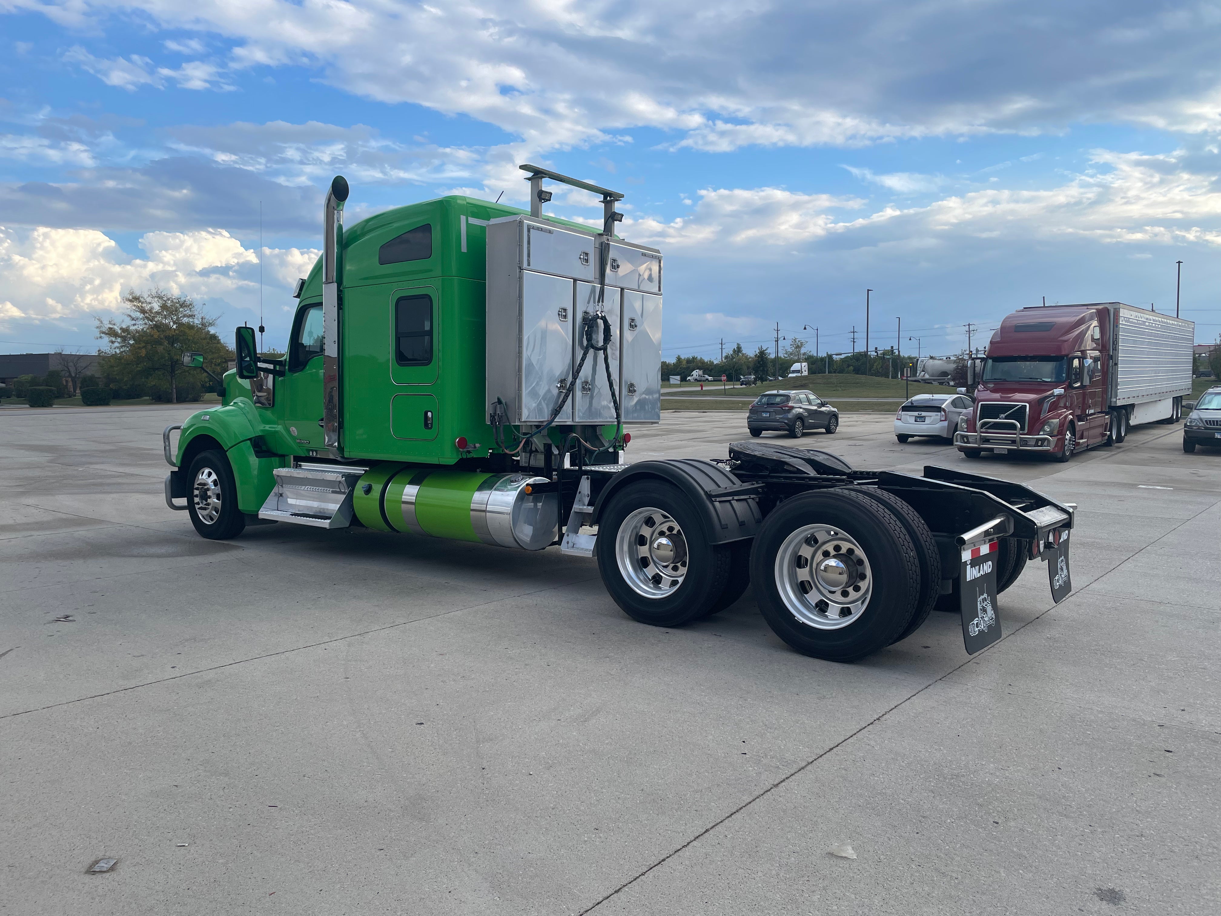 2020 Kenworth W990