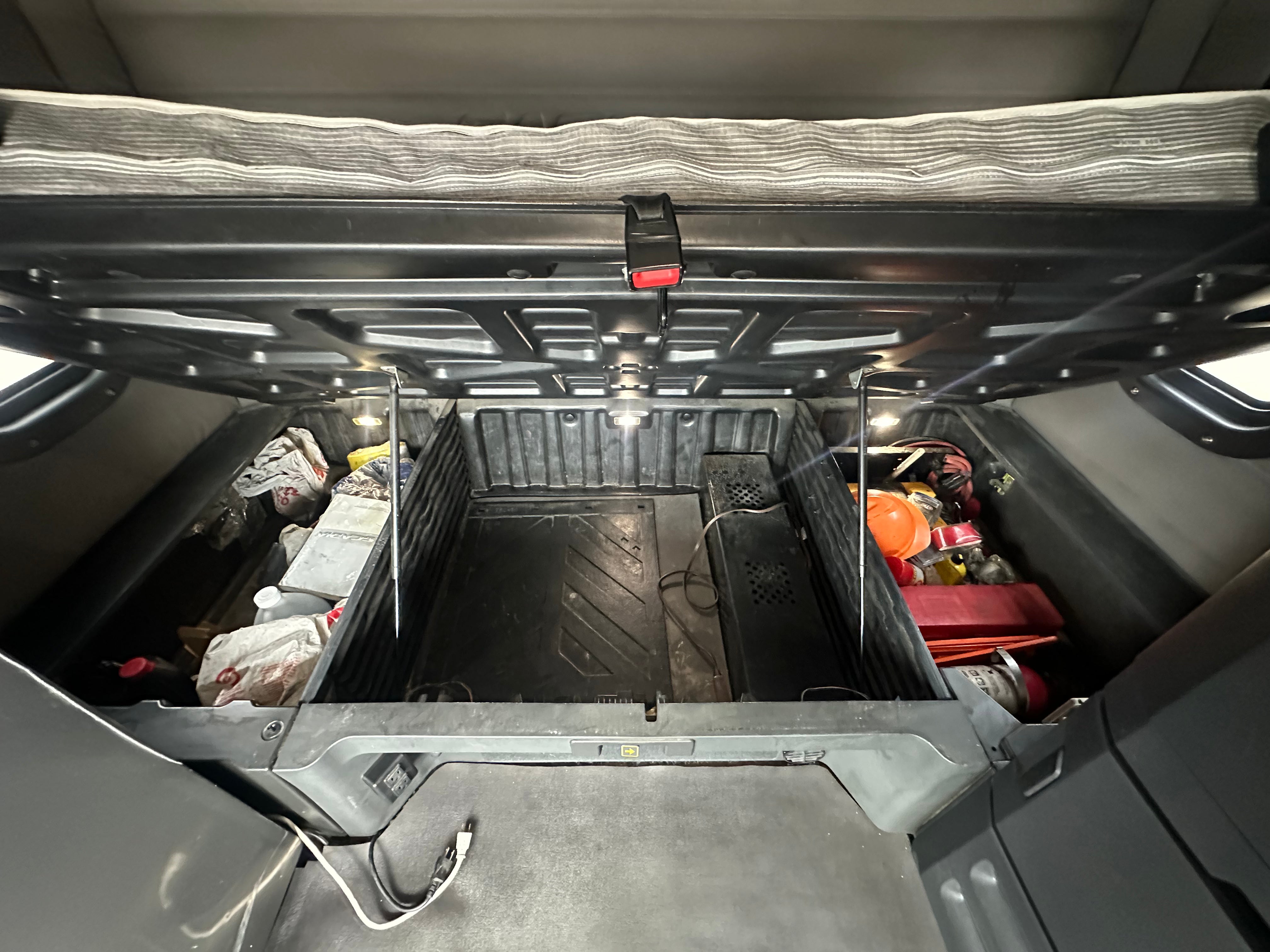 2018 Freightliner Cascadia Route One Trailers
