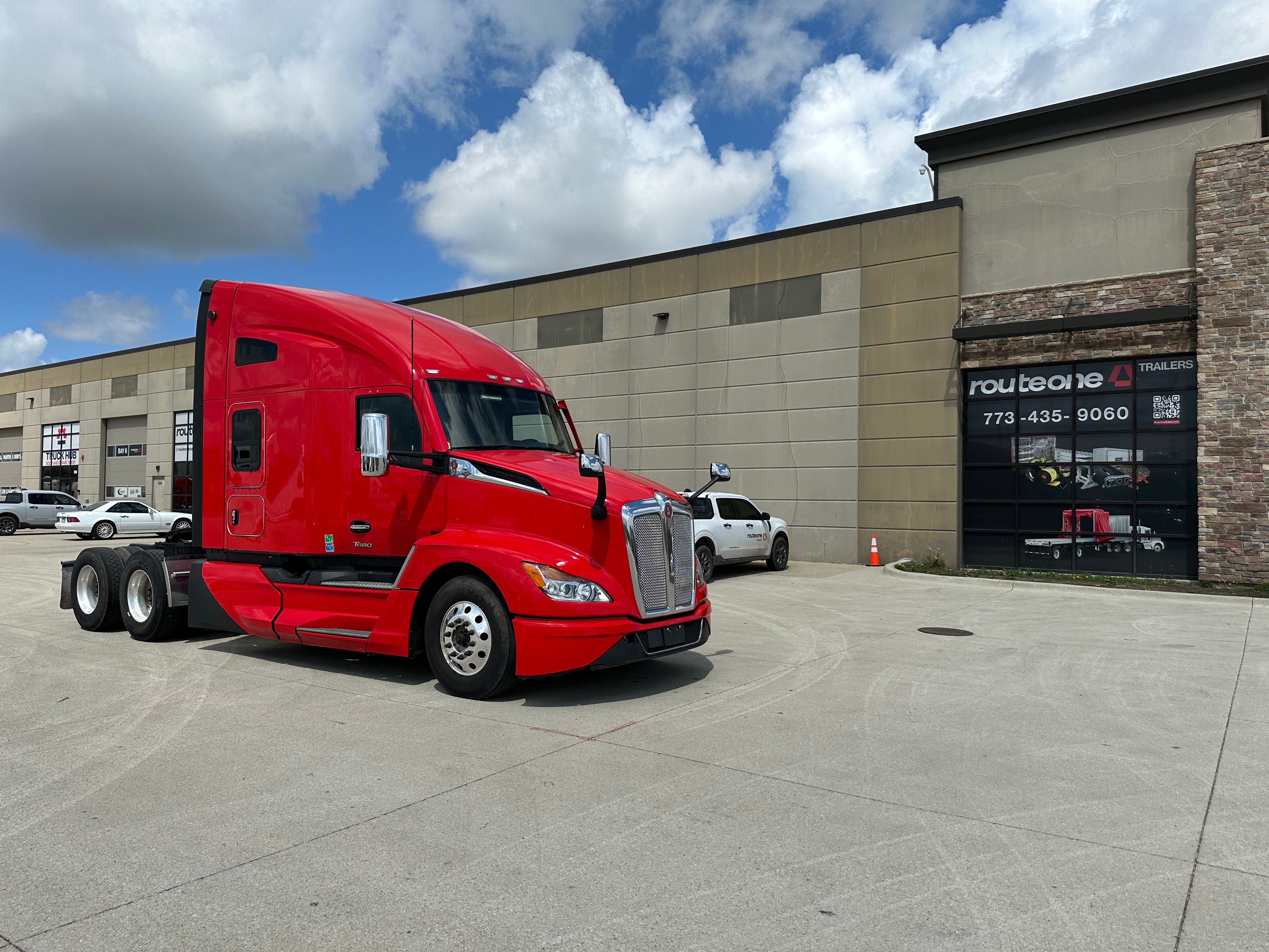 2024 Kenworth T680 Route One Trailers