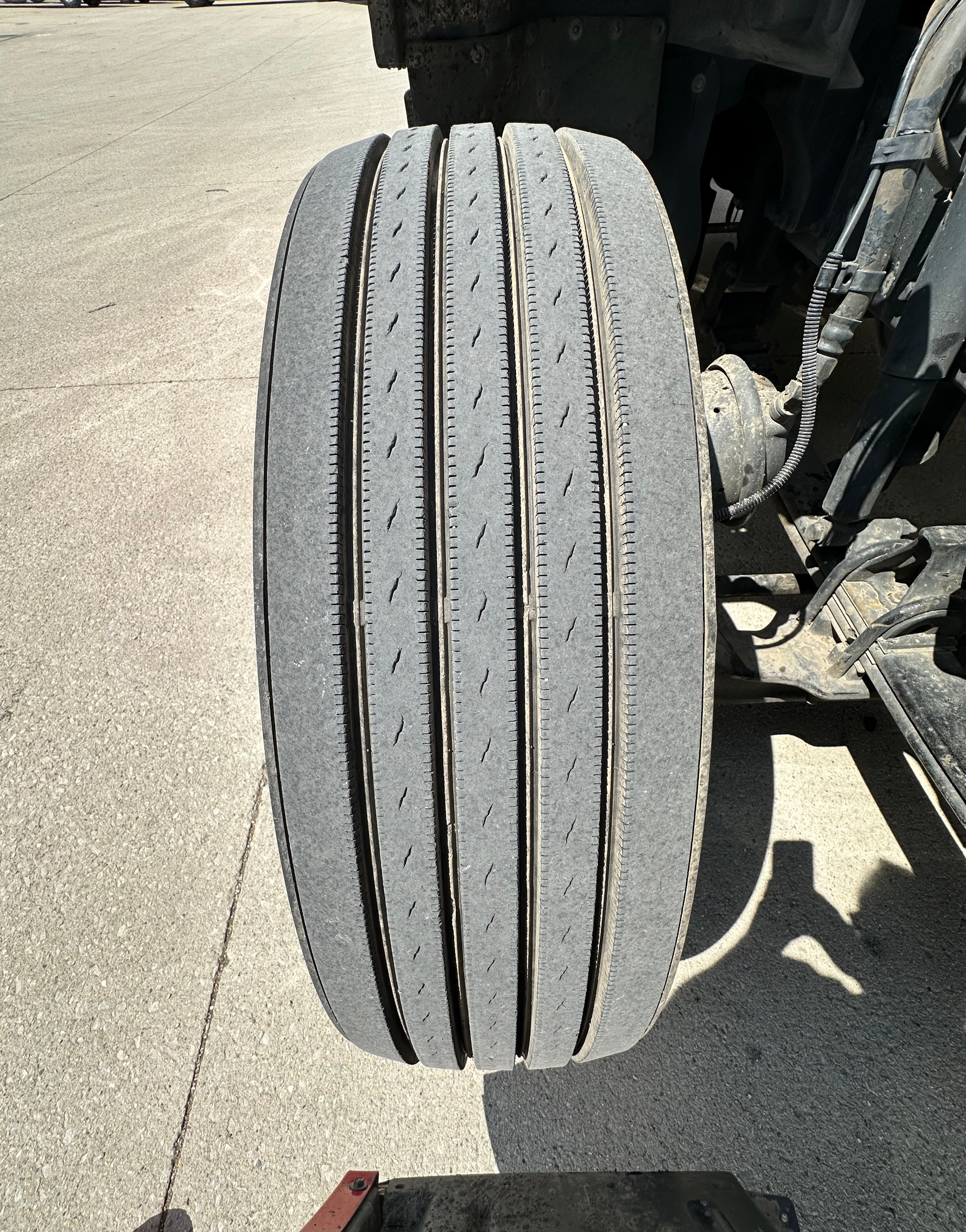 2024 Kenworth T680 Route One Trailers