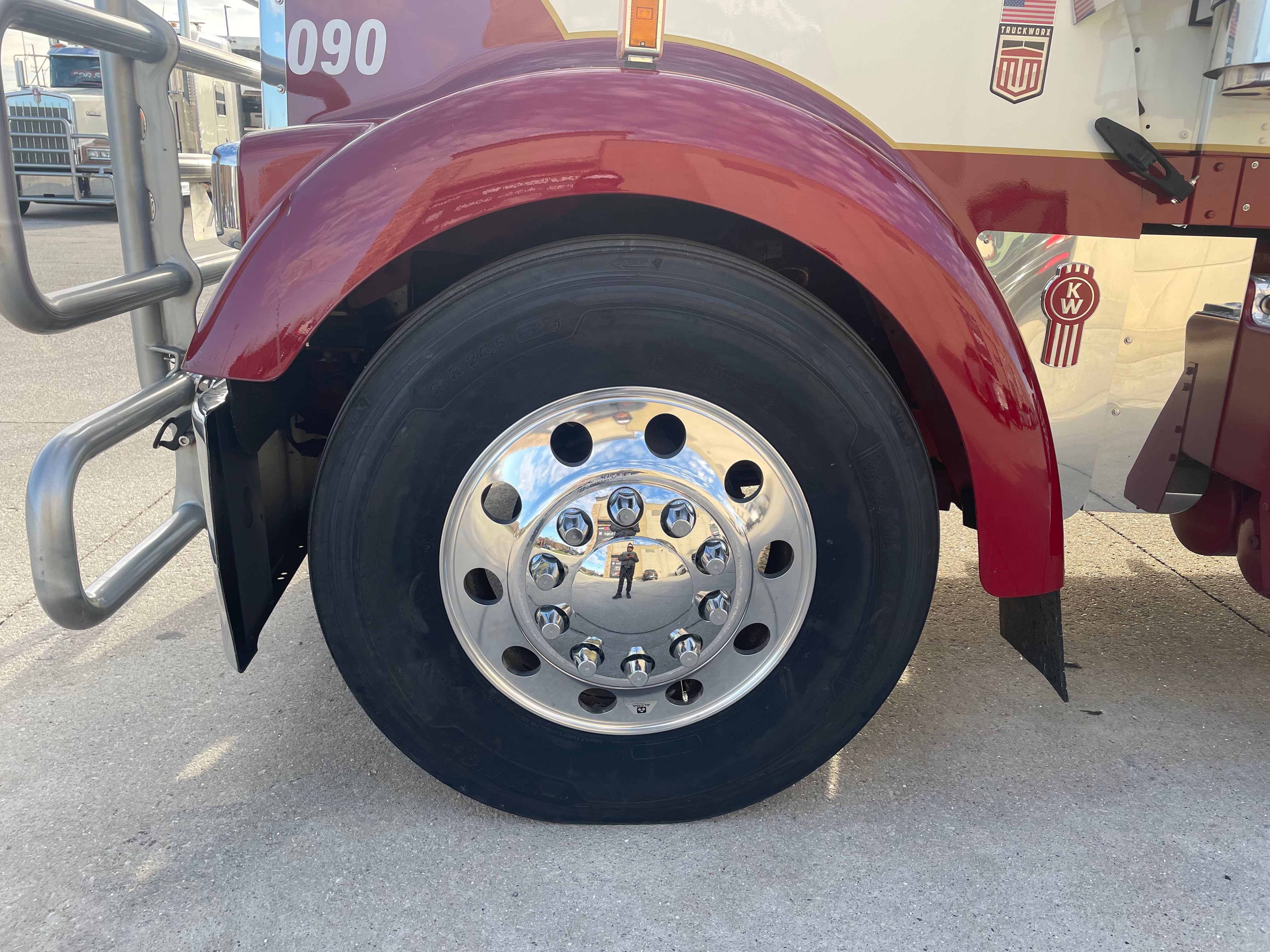 2022 KW W900 AEROCAB SLEEPER