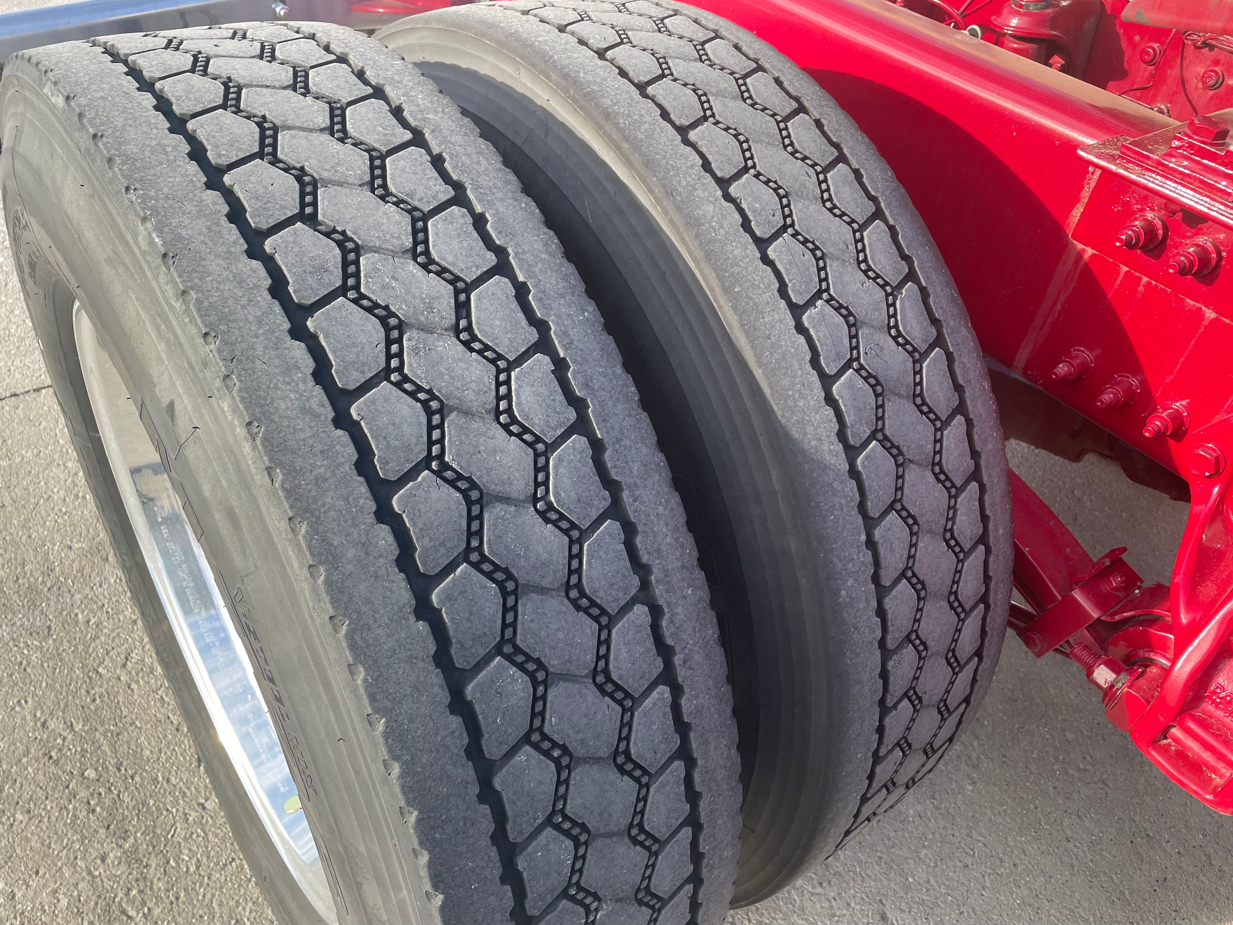 2022 KW W900 AEROCAB SLEEPER