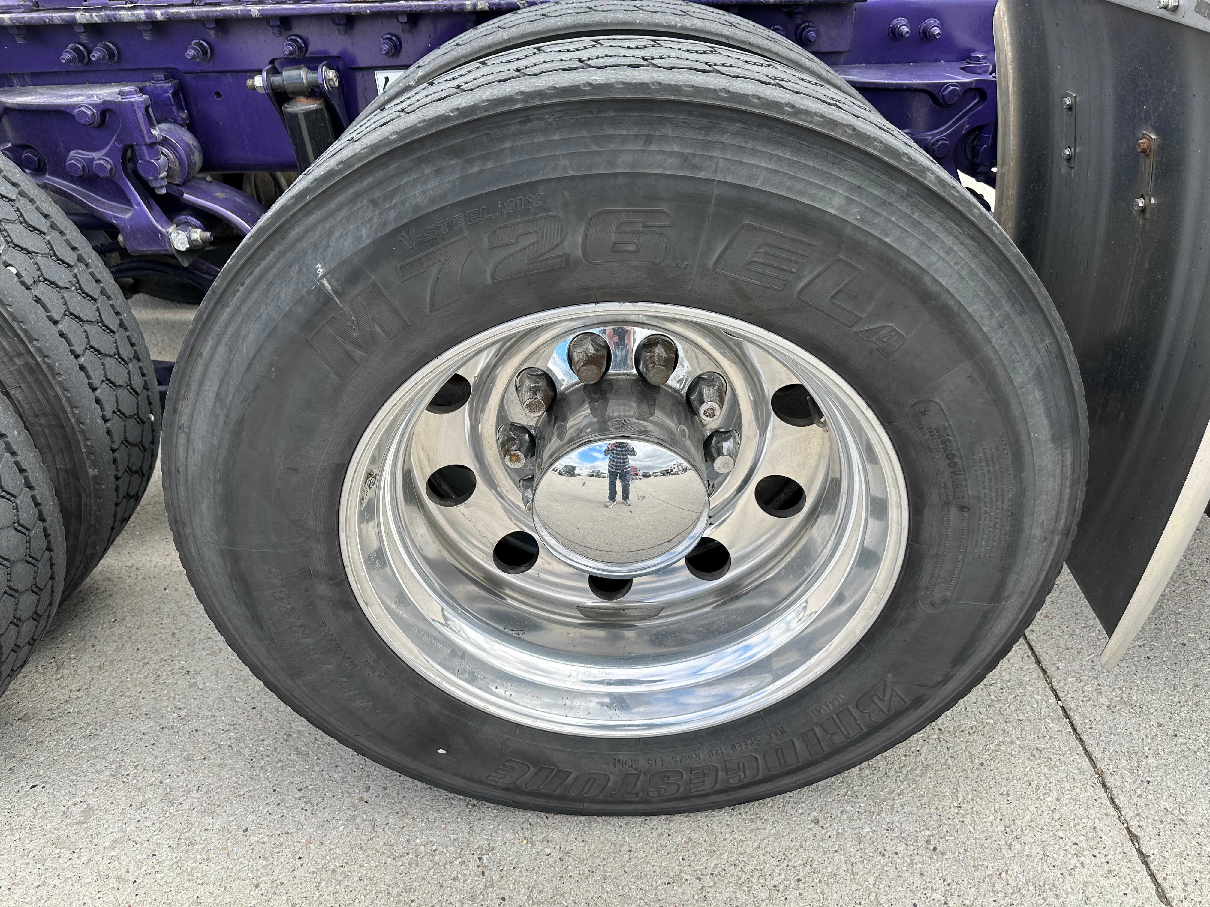 2022 Kenworth W900 Route One Trailers