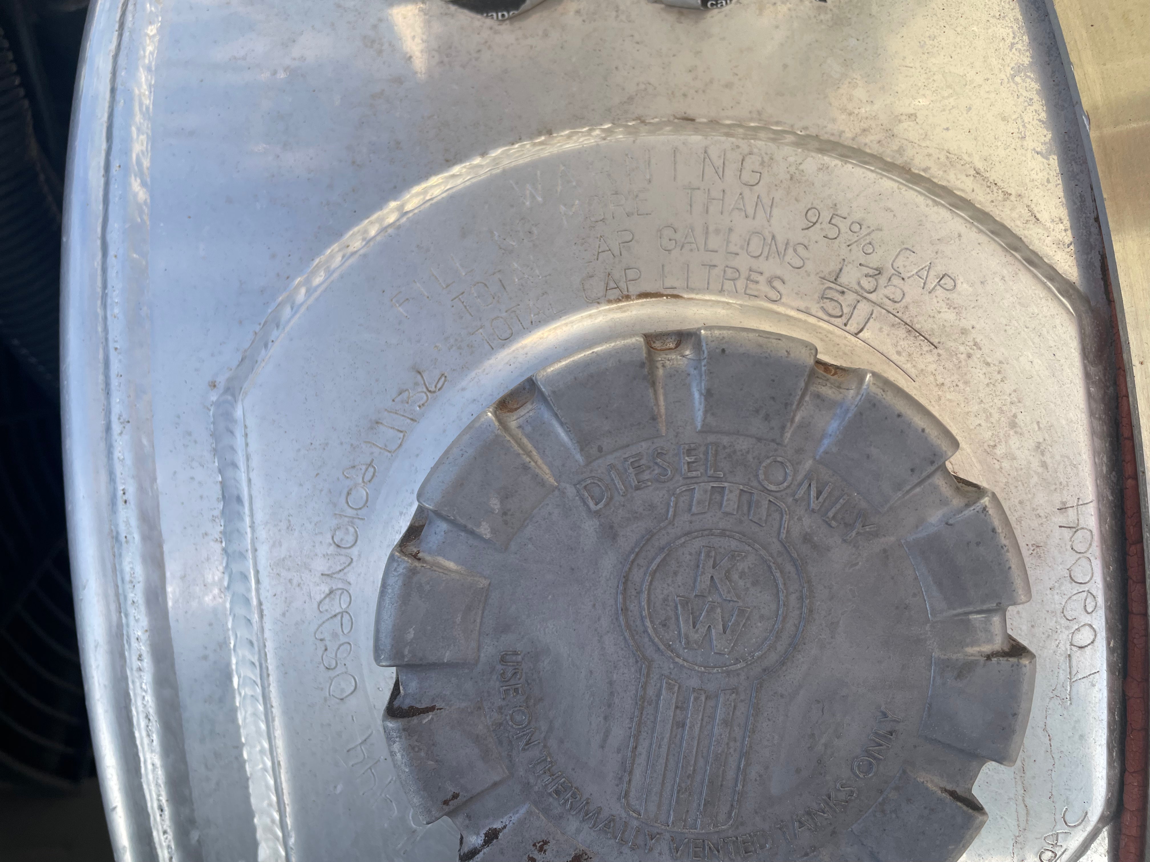 2022 KW W900 AEROCAB SLEEPER