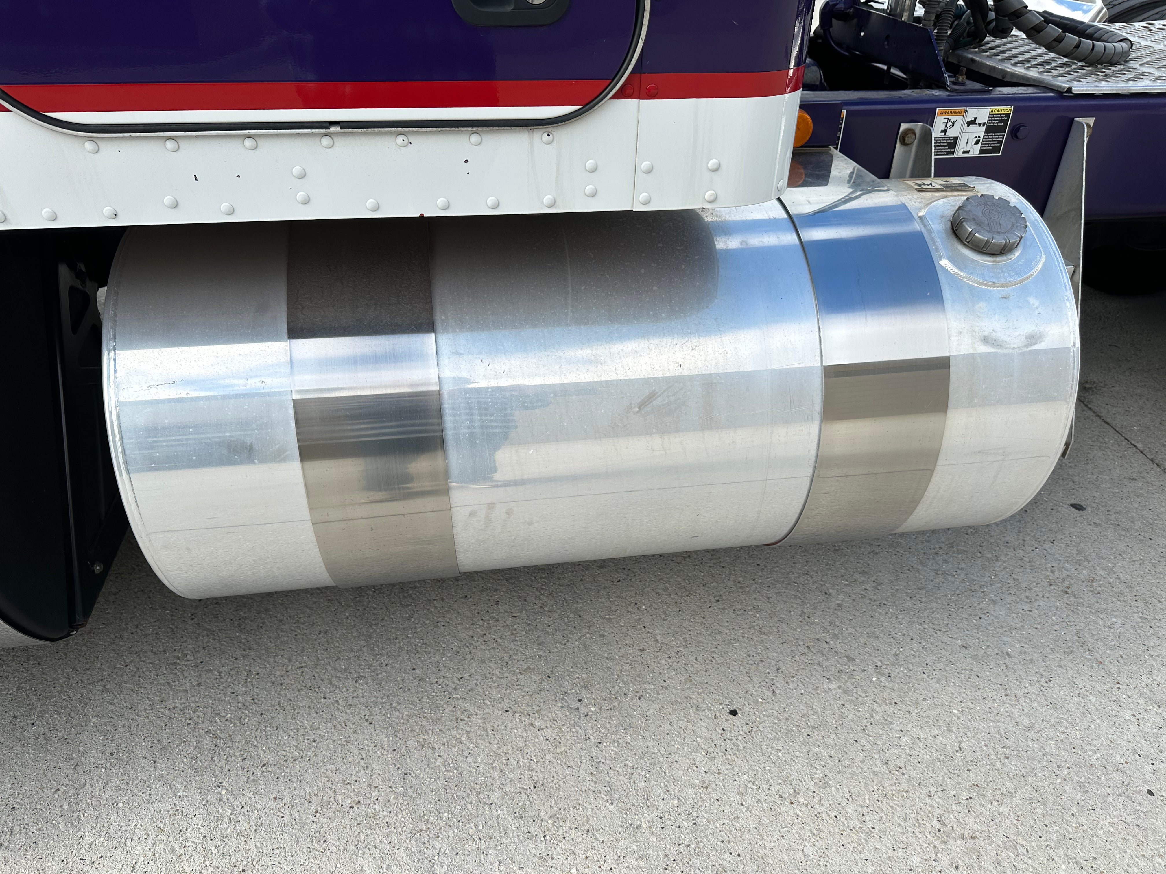2022 Kenworth W900 Route One Trailers