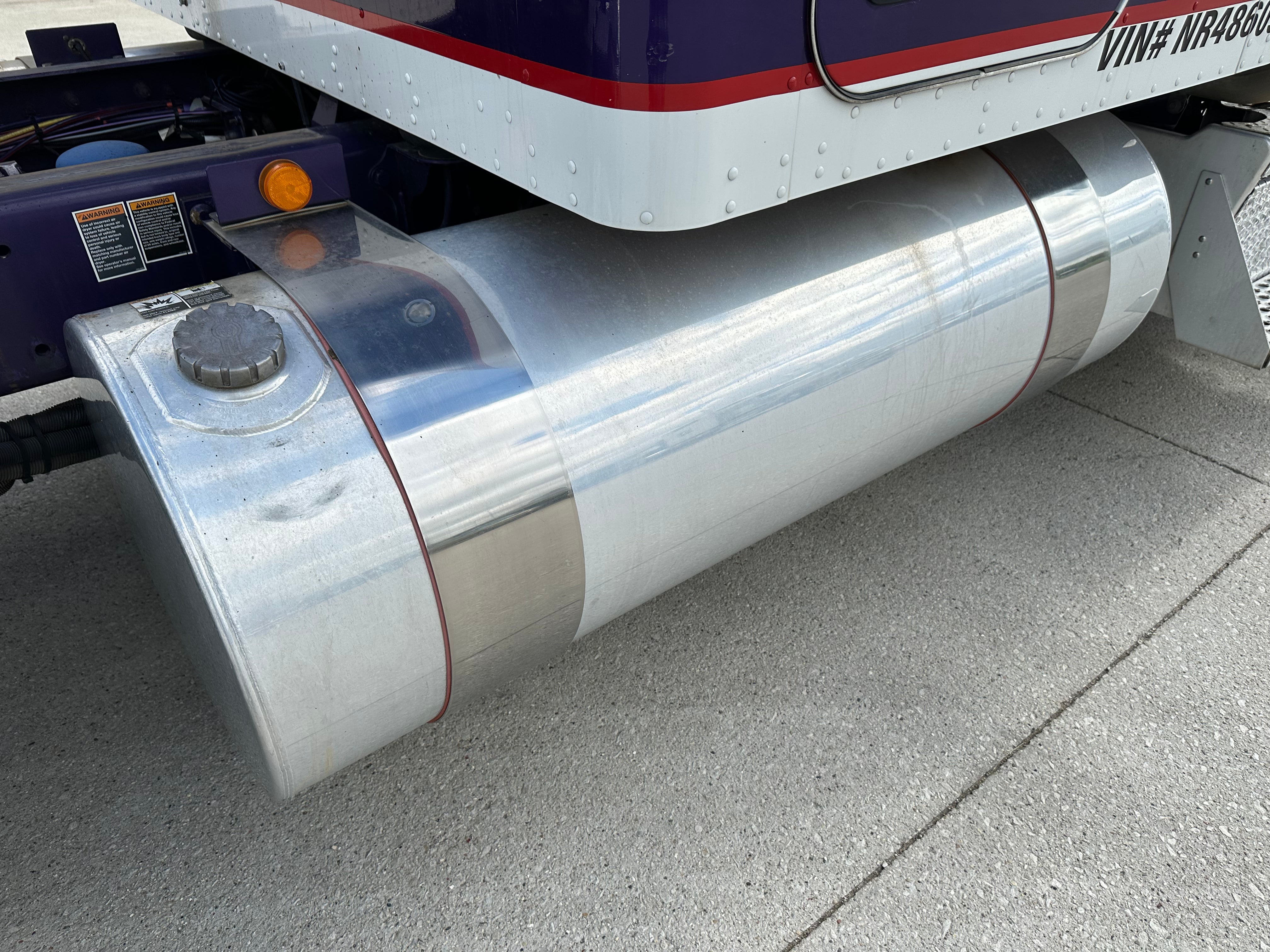 2022 Kenworth W900 Route One Trailers