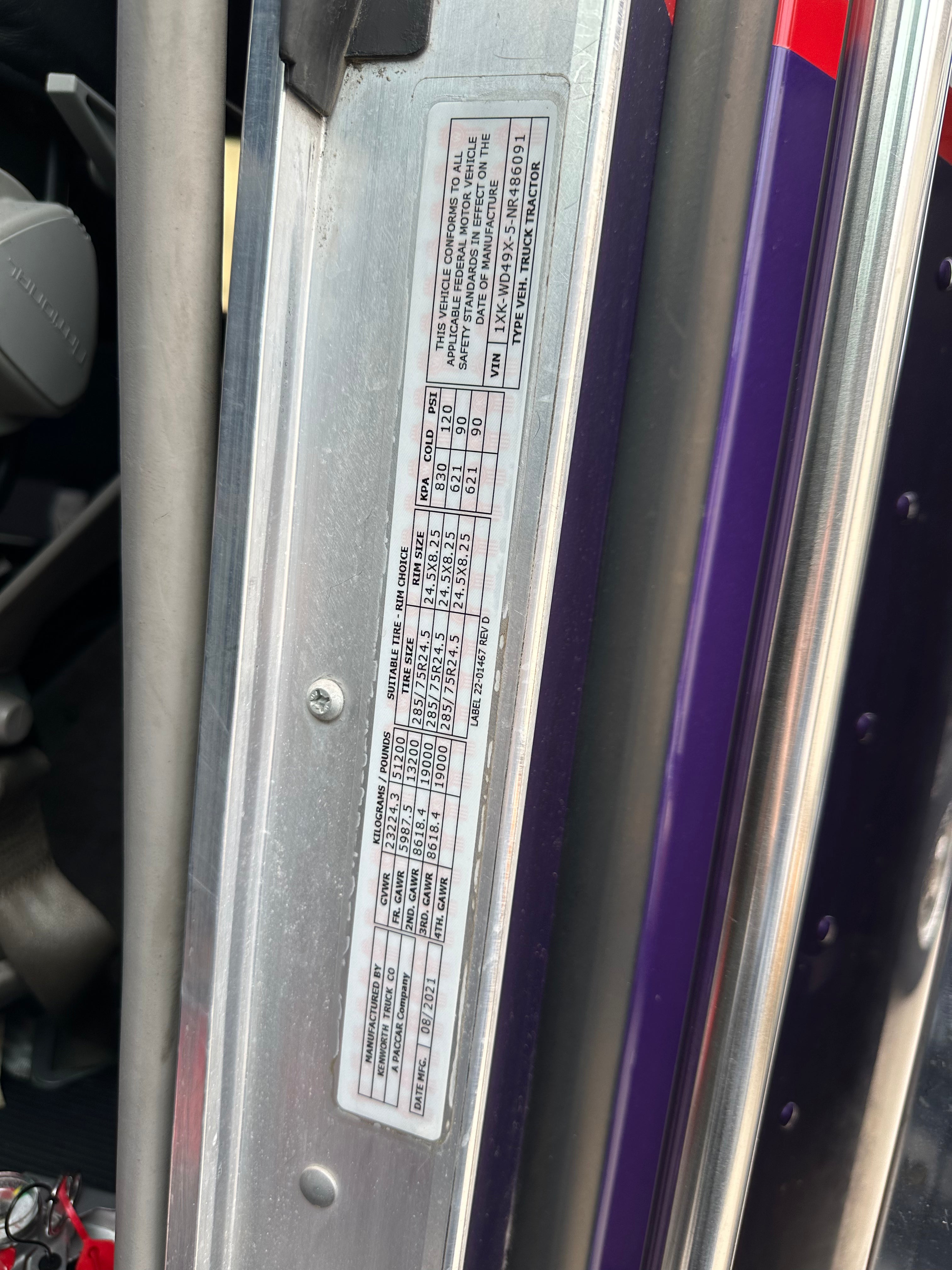 2022 Kenworth W900 Route One Trailers