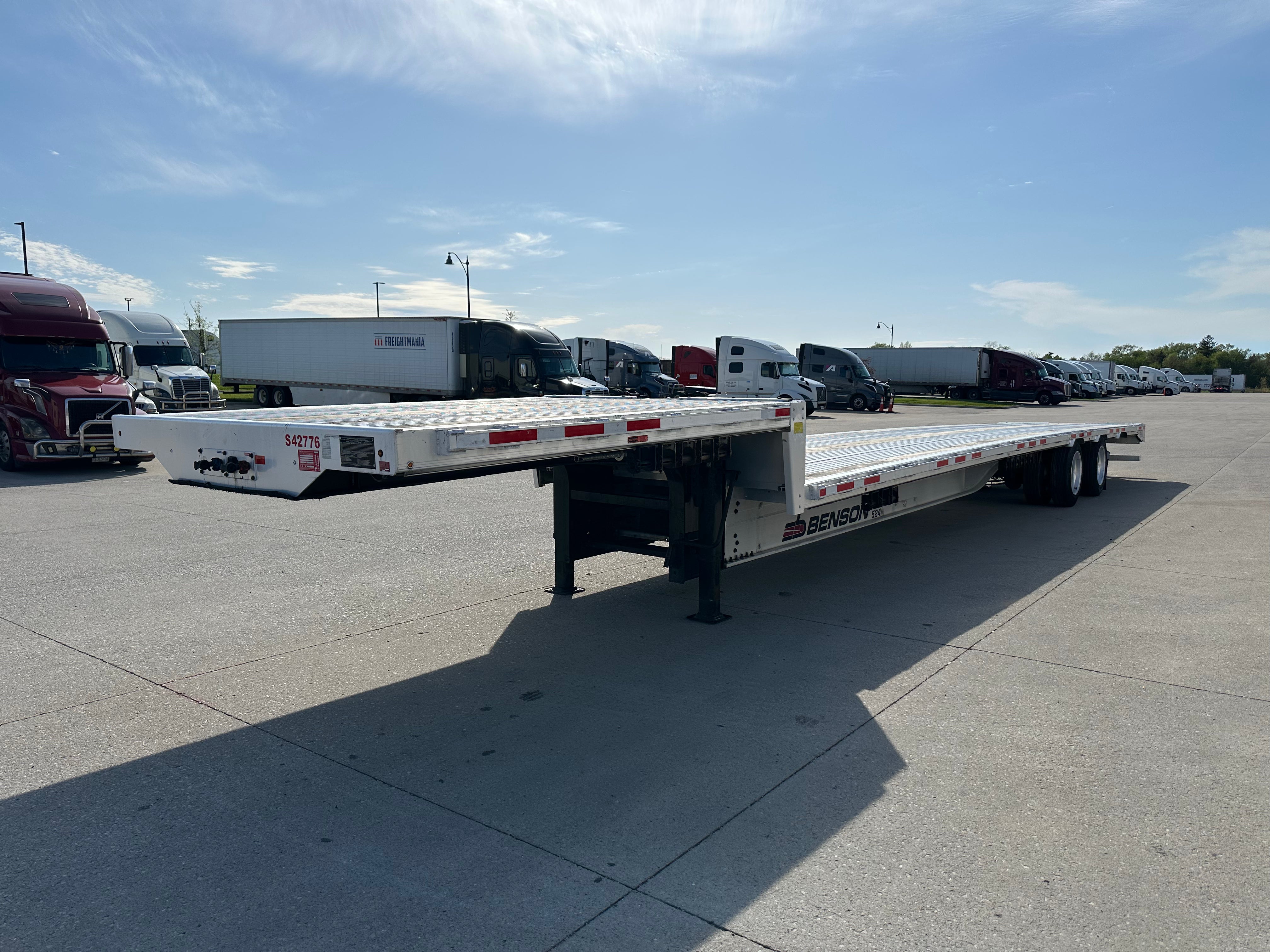 2022 Transcraft 524 Aluminum Step Deck Route One Trailers