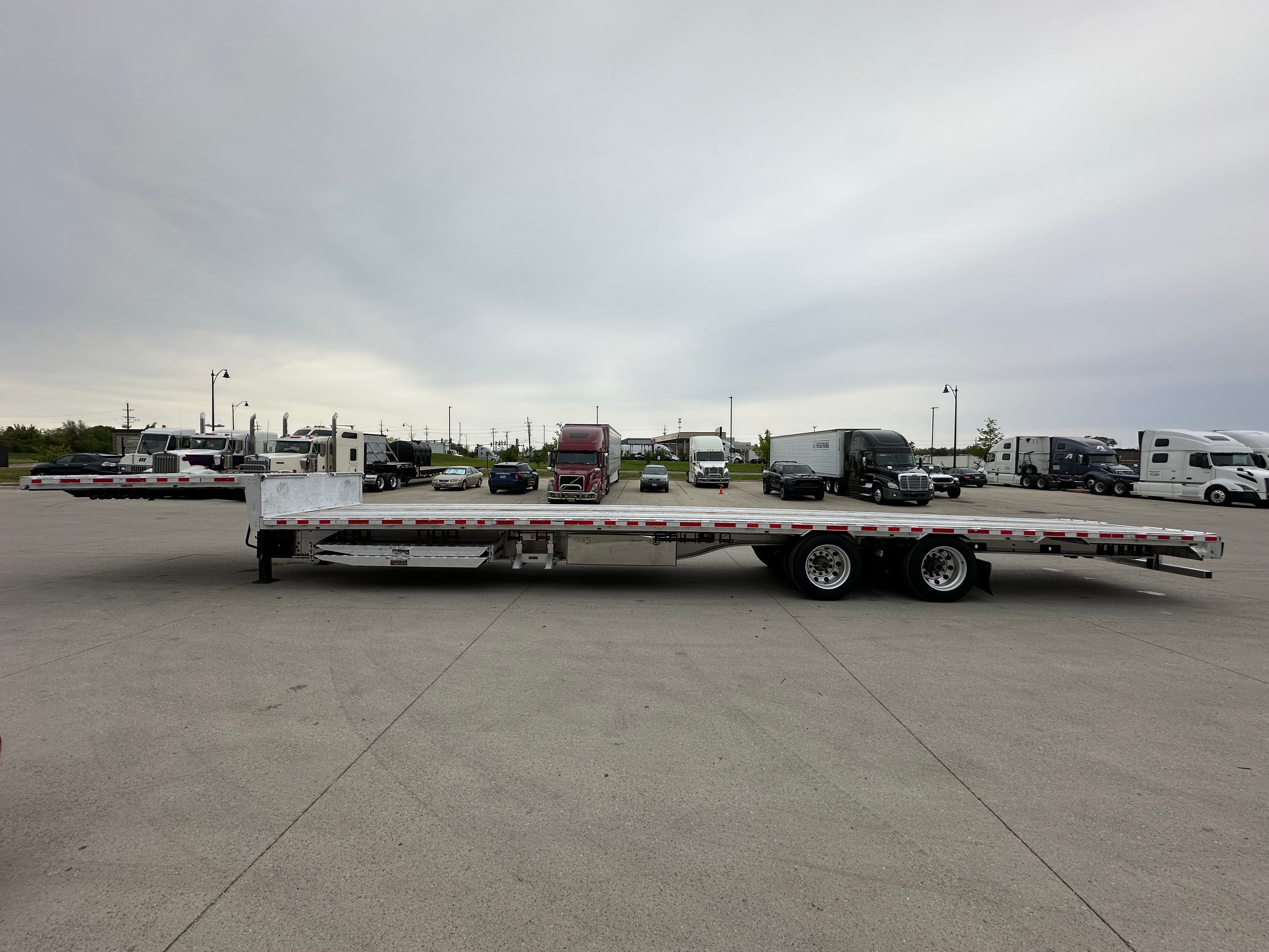 2019 Transcraft 524 A Step Deck Route One Trailers