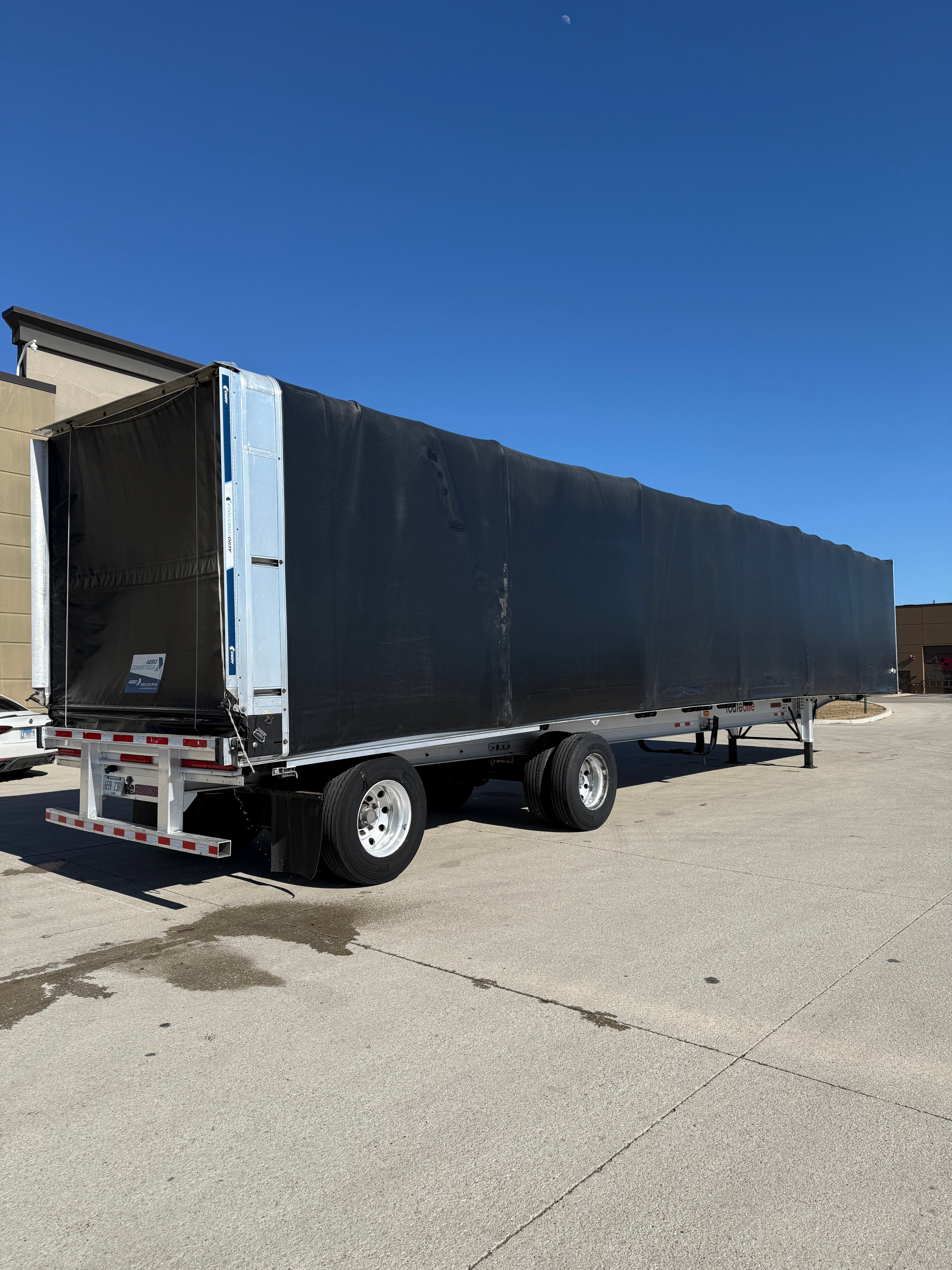 2016 Fontaine Flatbed Conestoga 53’