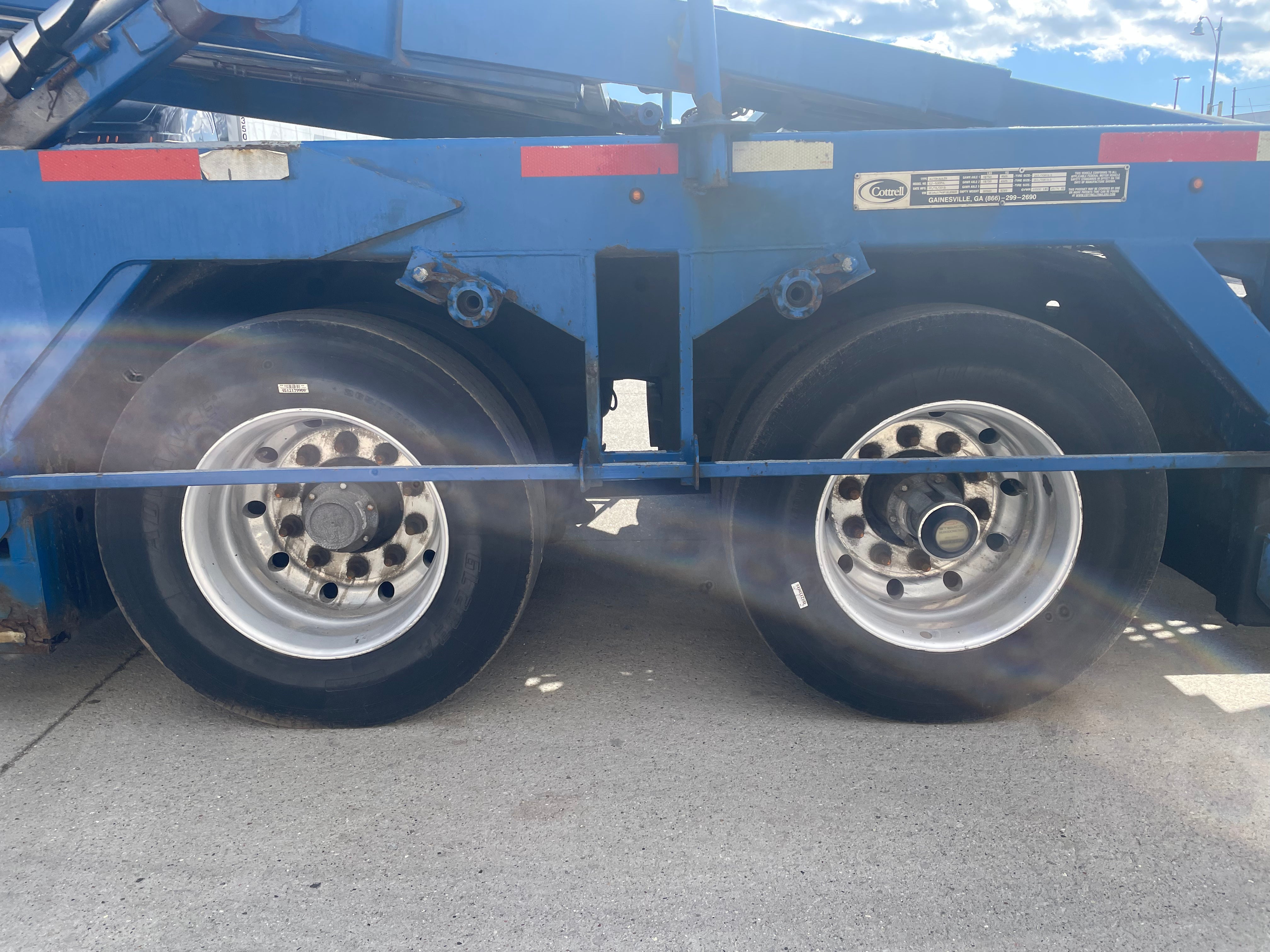 2015 Cottrell 7-Car Carhauler Route One Trailers