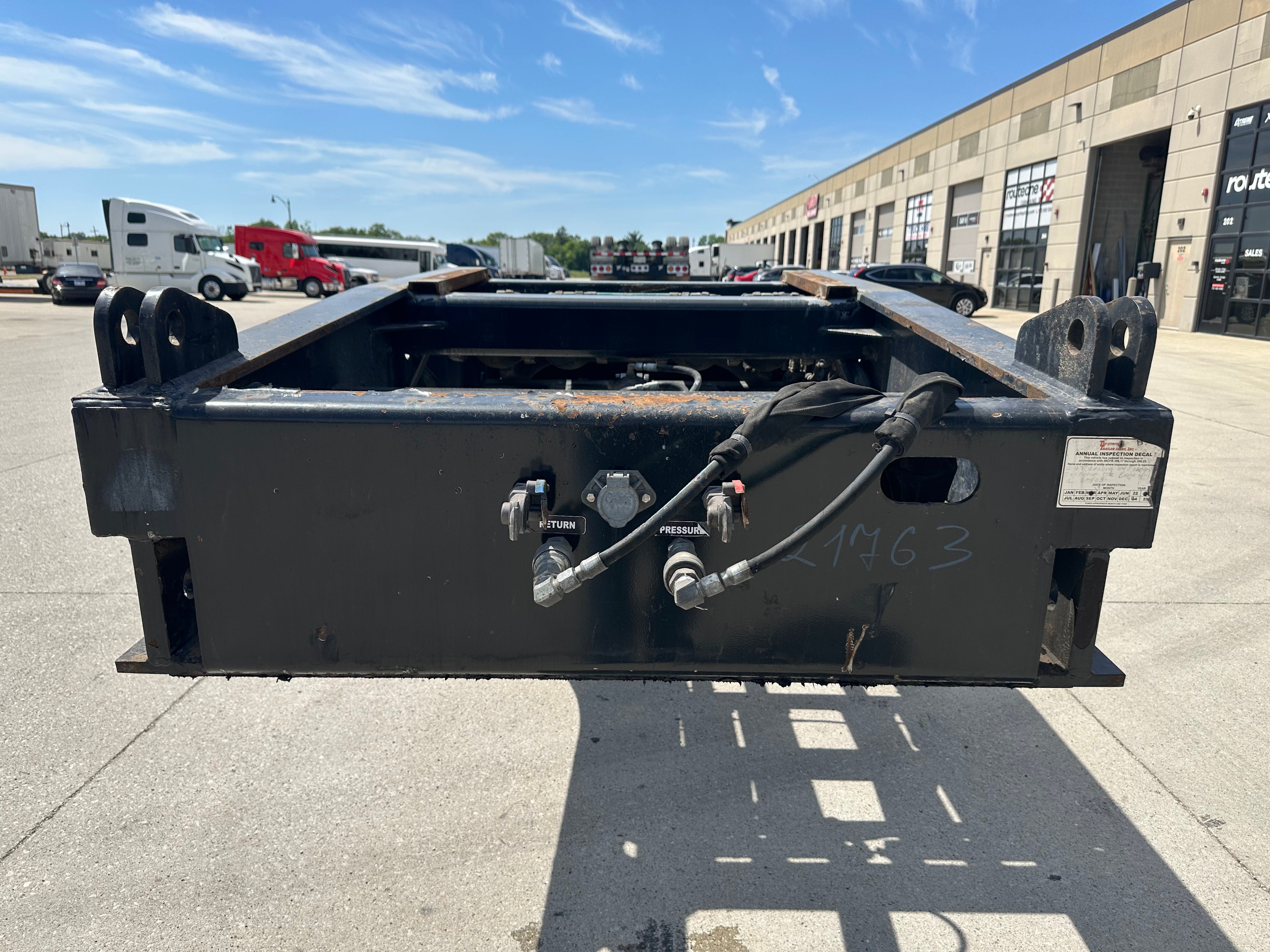 2023 XL Specialized 80 HDE Route One Trailers