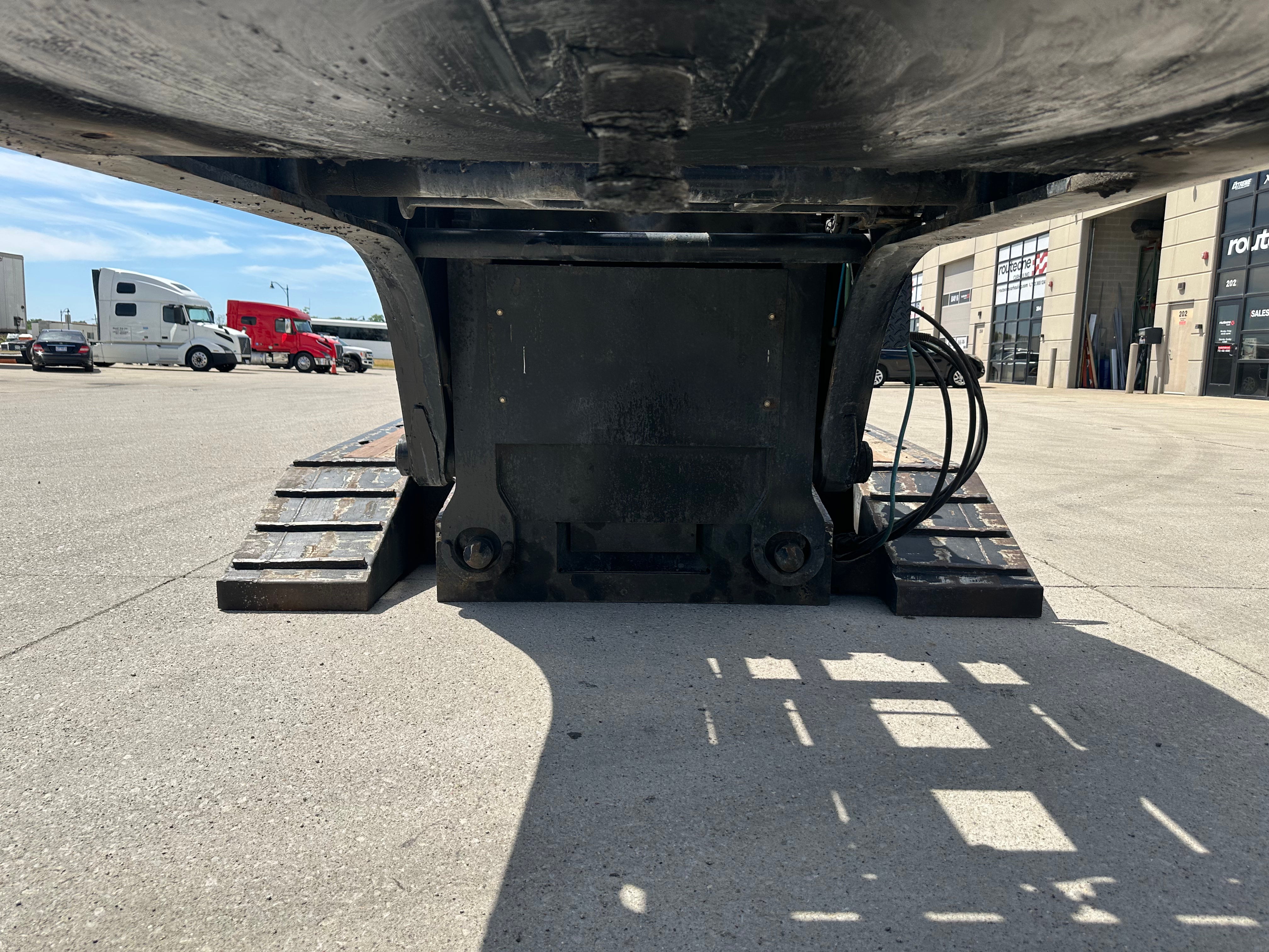 2023 XL Specialized 80 HDE Route One Trailers
