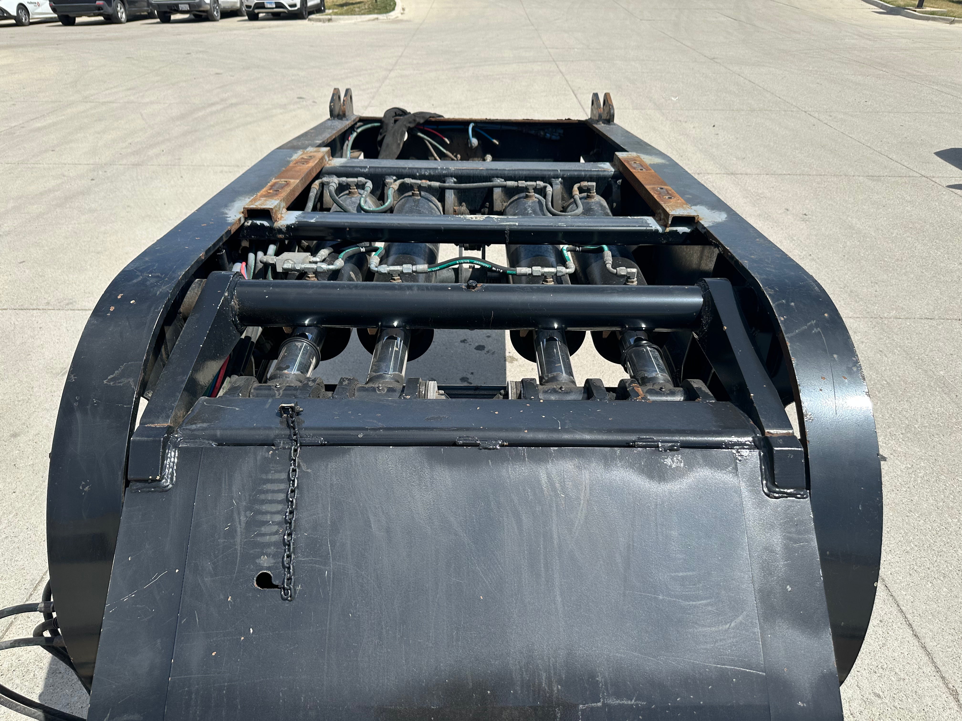 2023 XL Specialized 80 HDE Route One Trailers