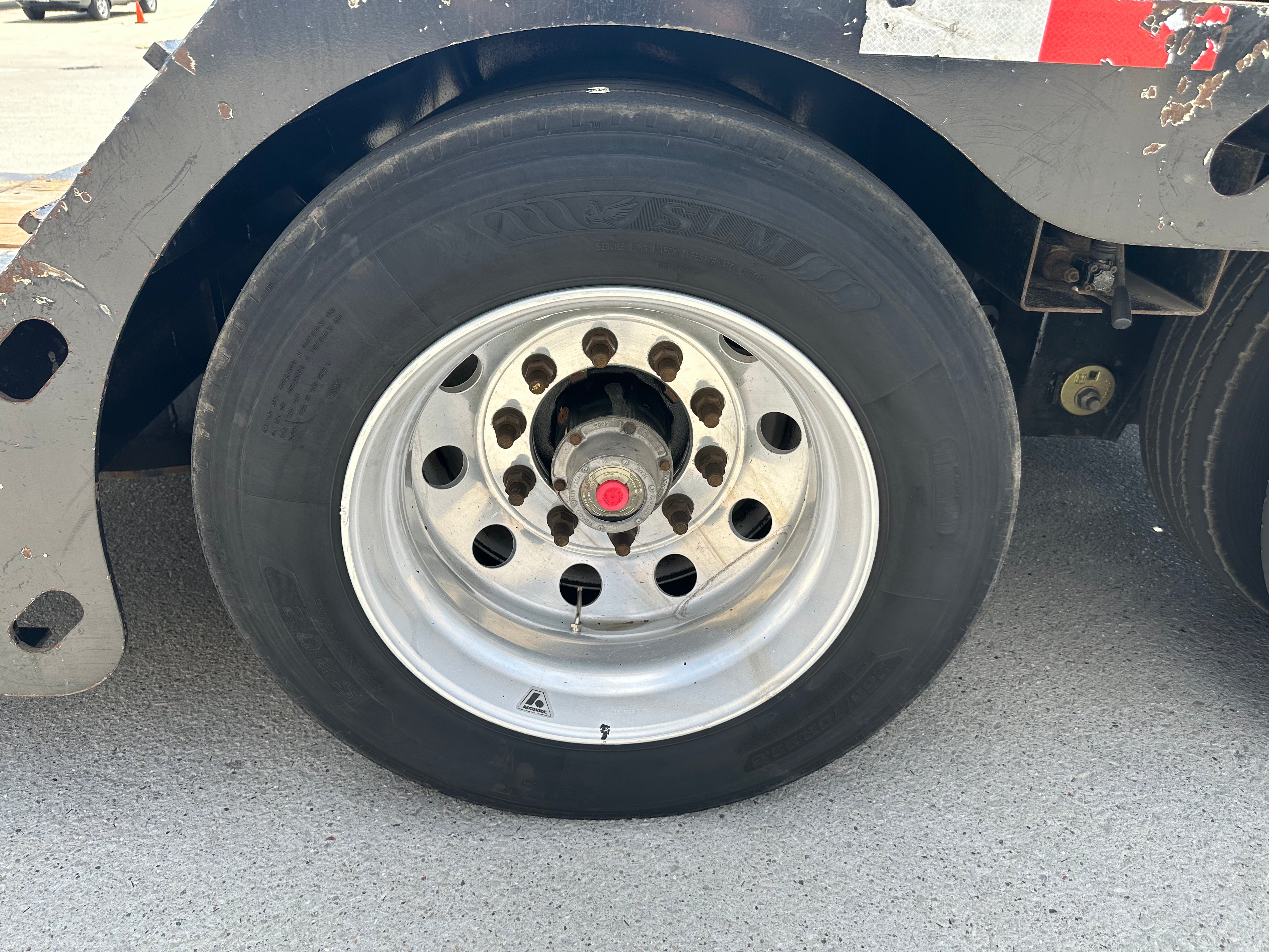 2023 XL Specialized 80 HDE Route One Trailers