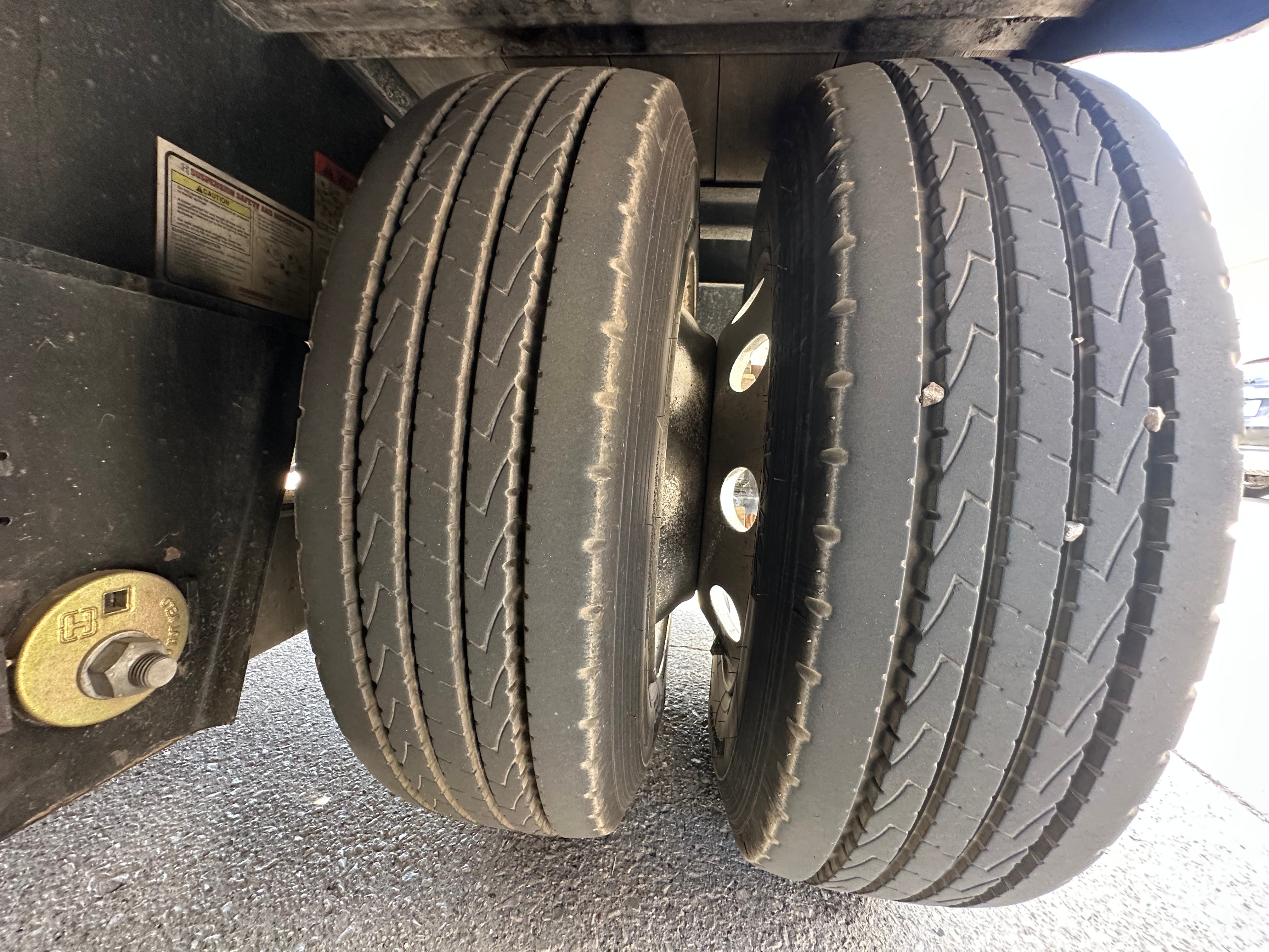 2023 XL Specialized 80 HDE Route One Trailers