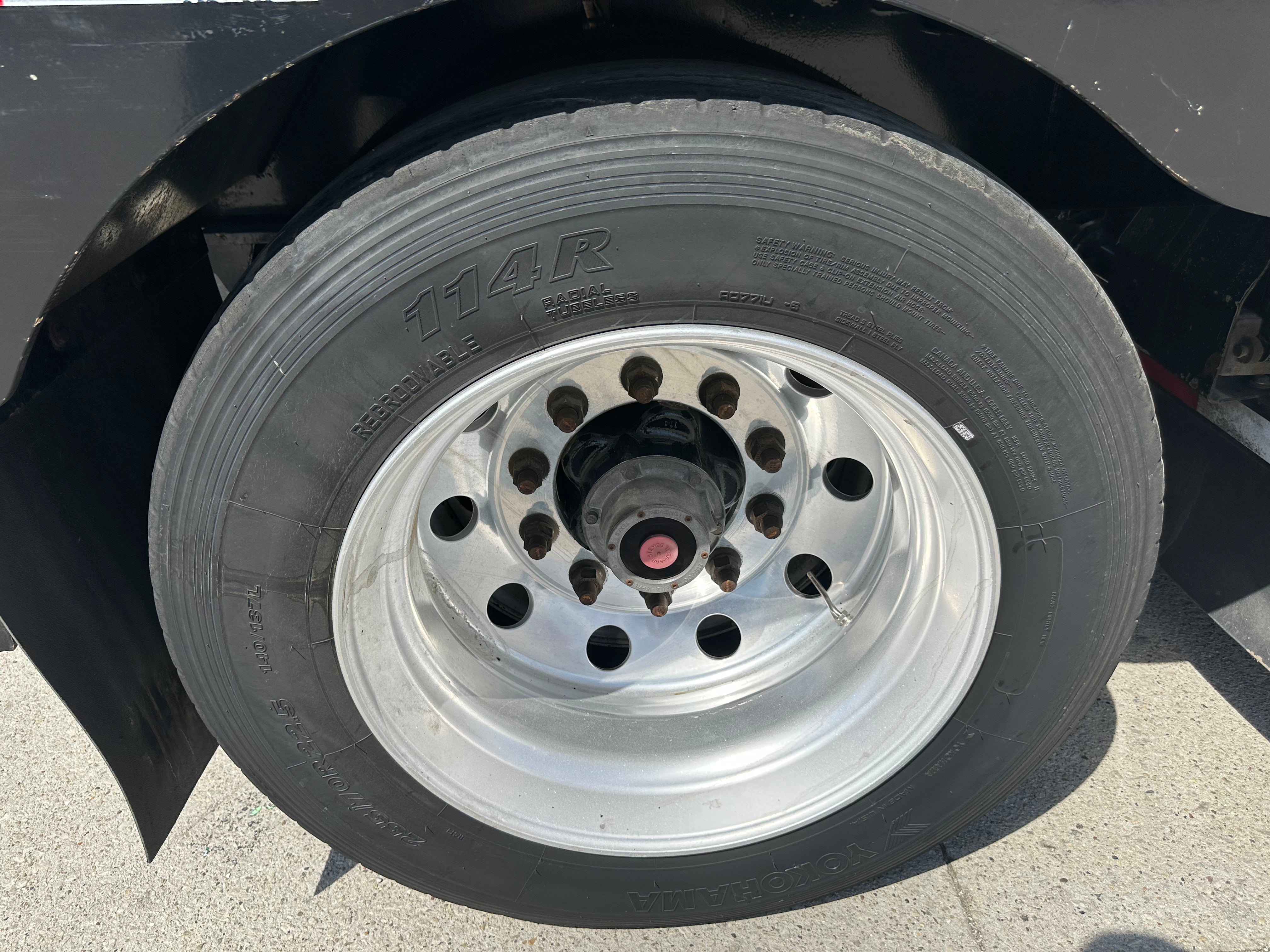 2023 XL Specialized 80 HDE Route One Trailers