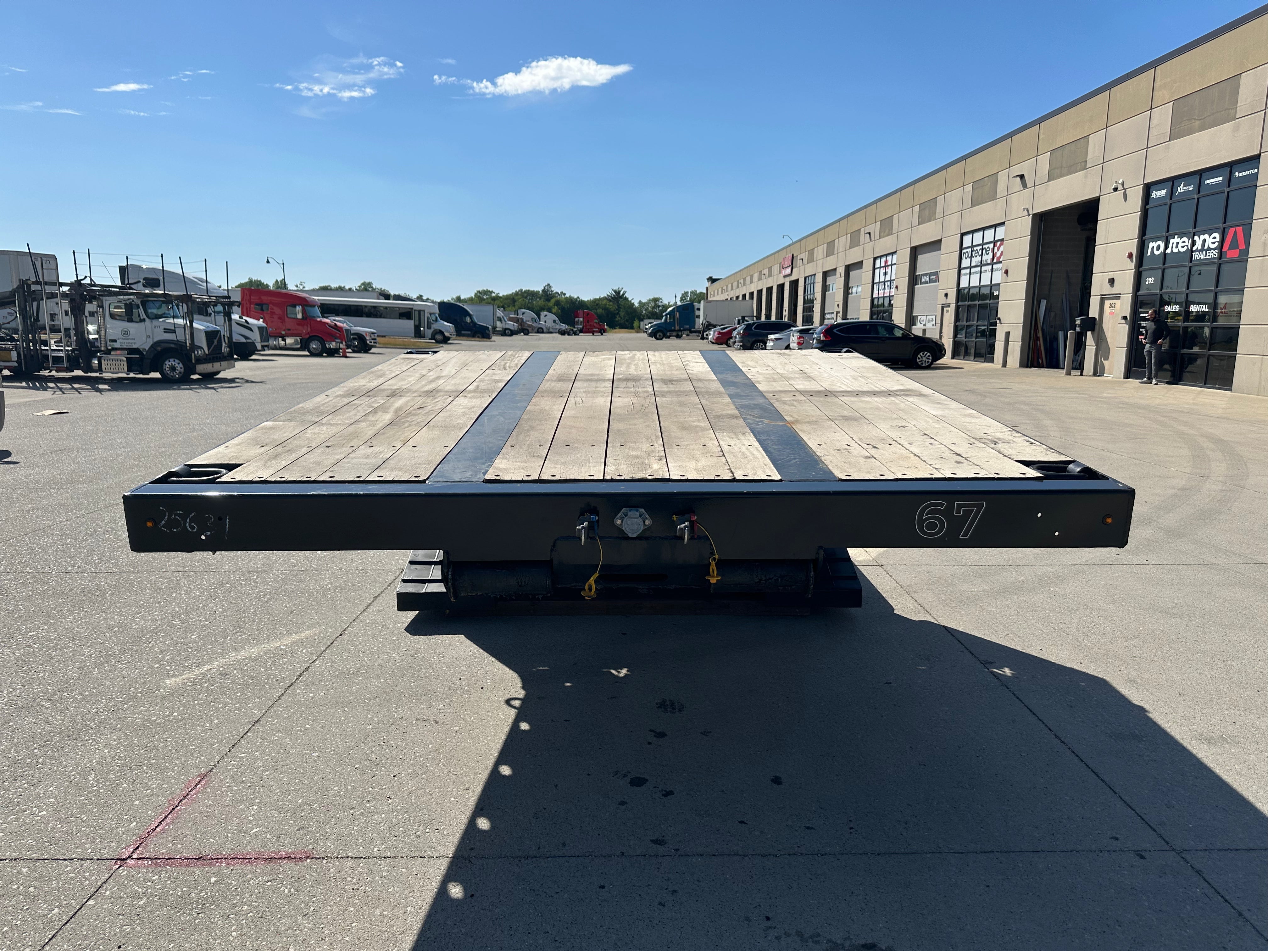 2026 XL Specialized 80 MFG-Knight Route One Trailers