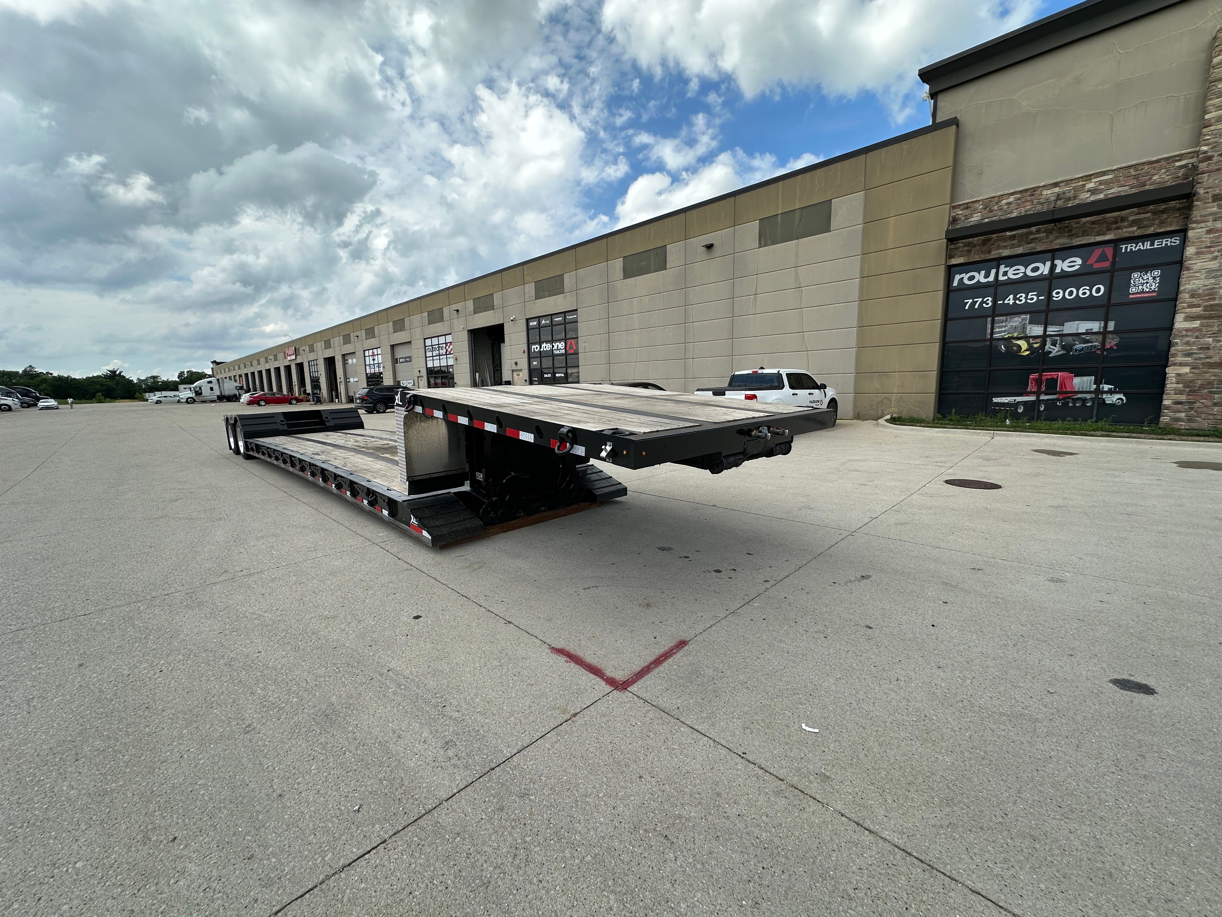 2026 XL Specialized 80 MFG-Knight Route One Trailers