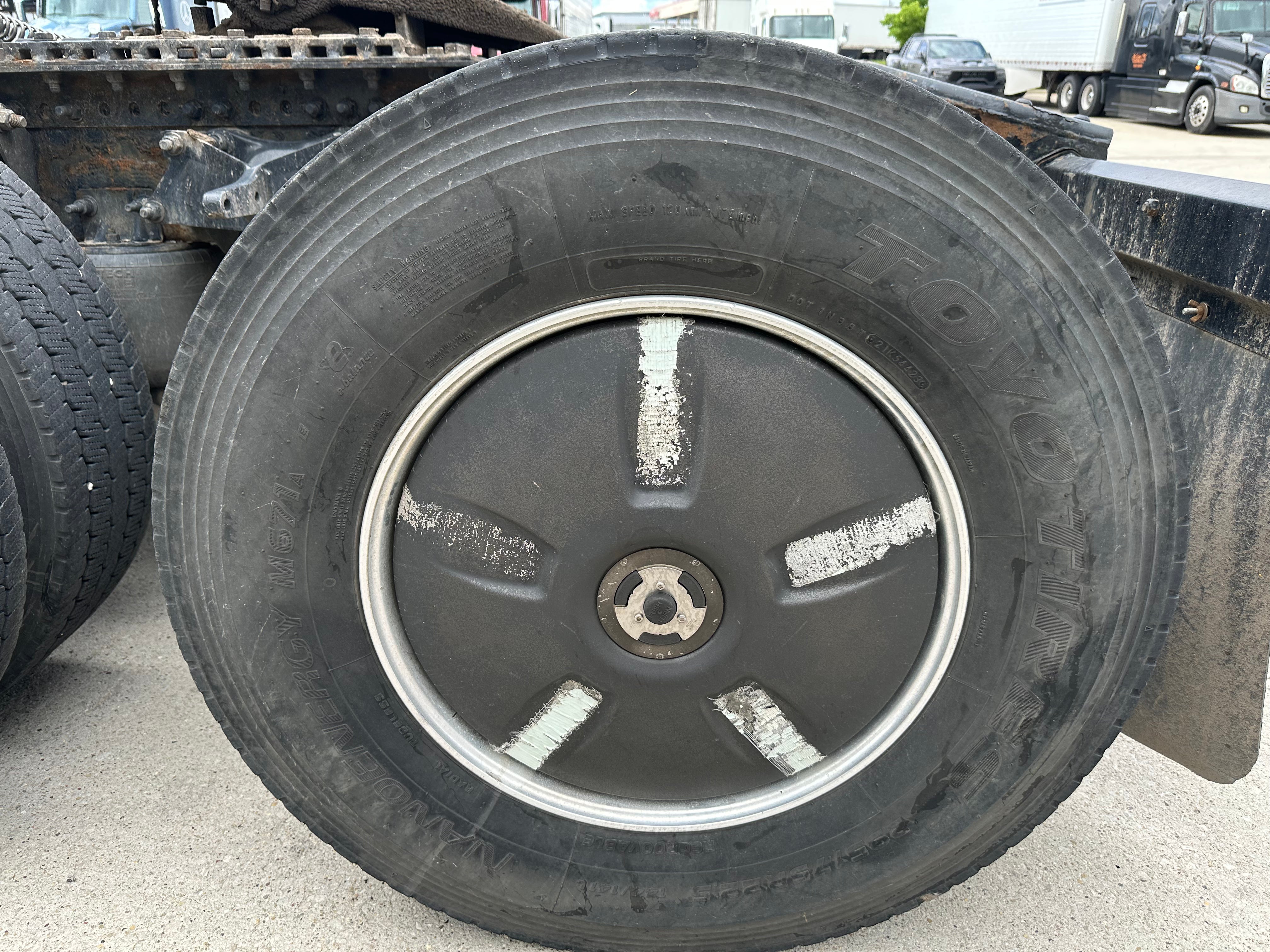 2018 Freightliner Cascadia Route One Trailers