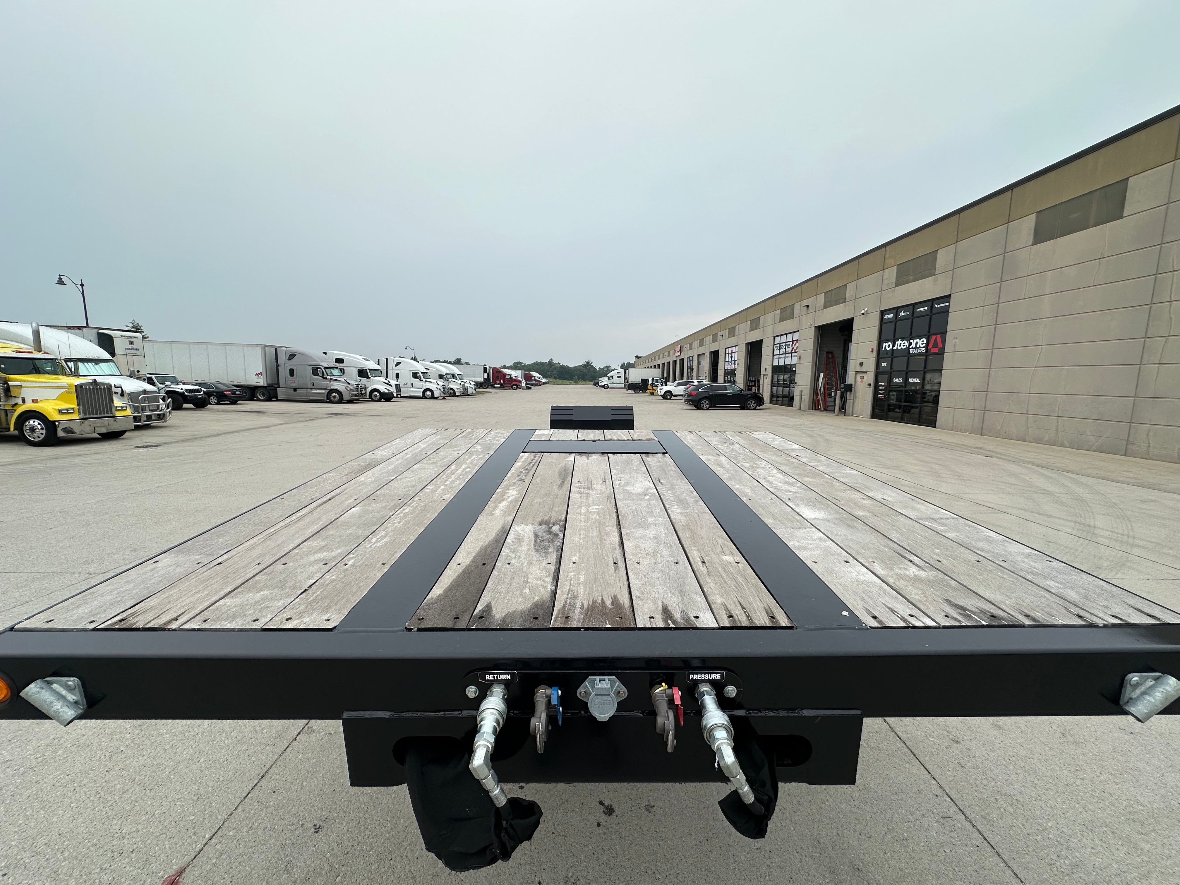 2027 XL 70 HDGS - Mini Deck Route One Trailers