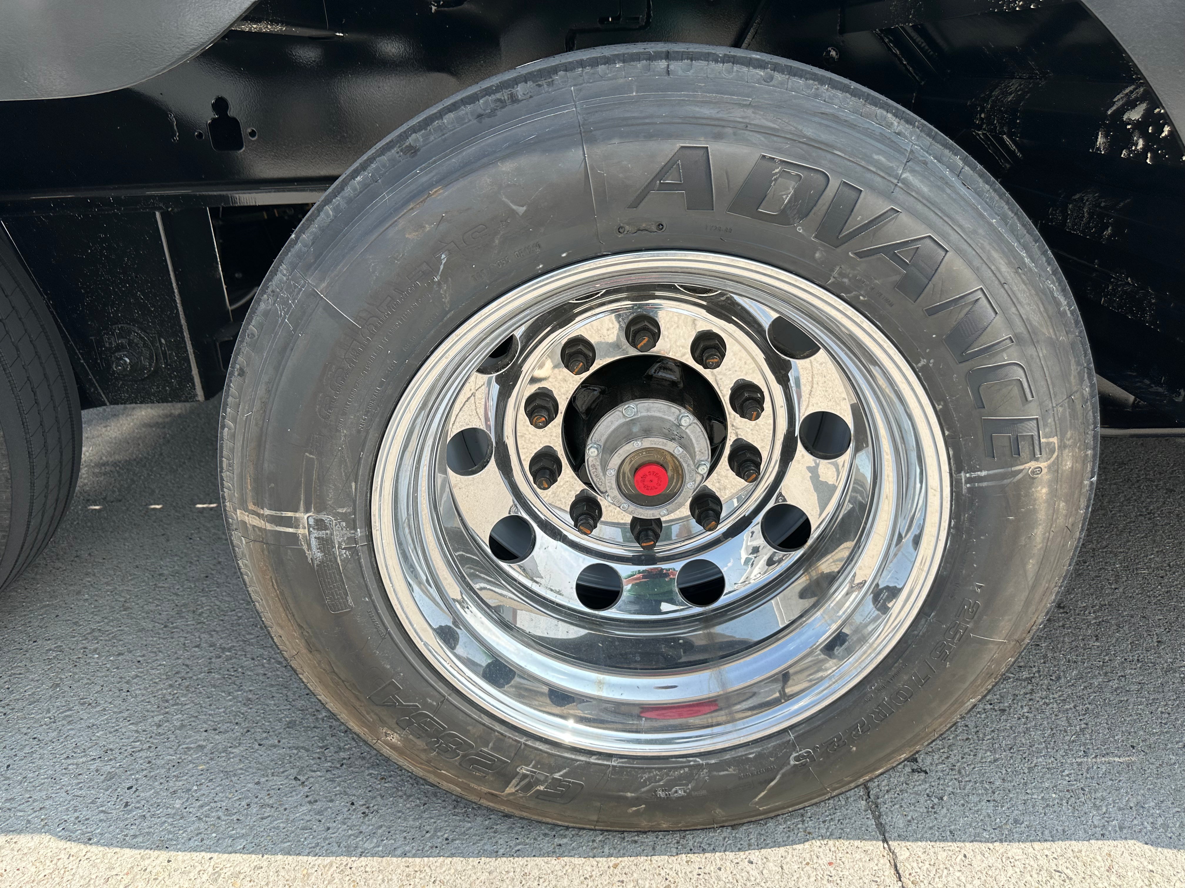 2027 XL 90 HDE Defender Route One Trailers