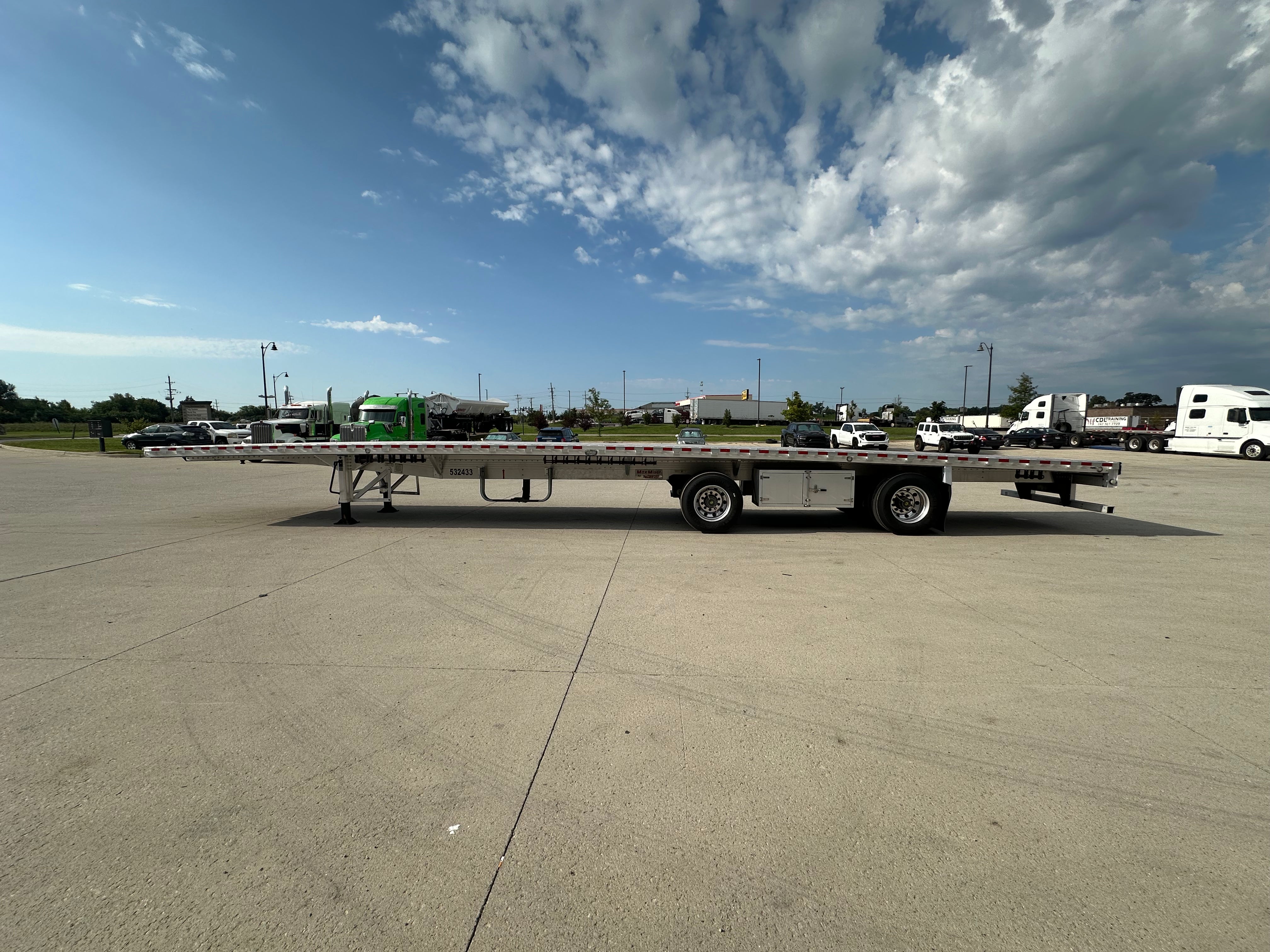 2024 Reitnouer Maxmiser Flatbed Route One Trailers