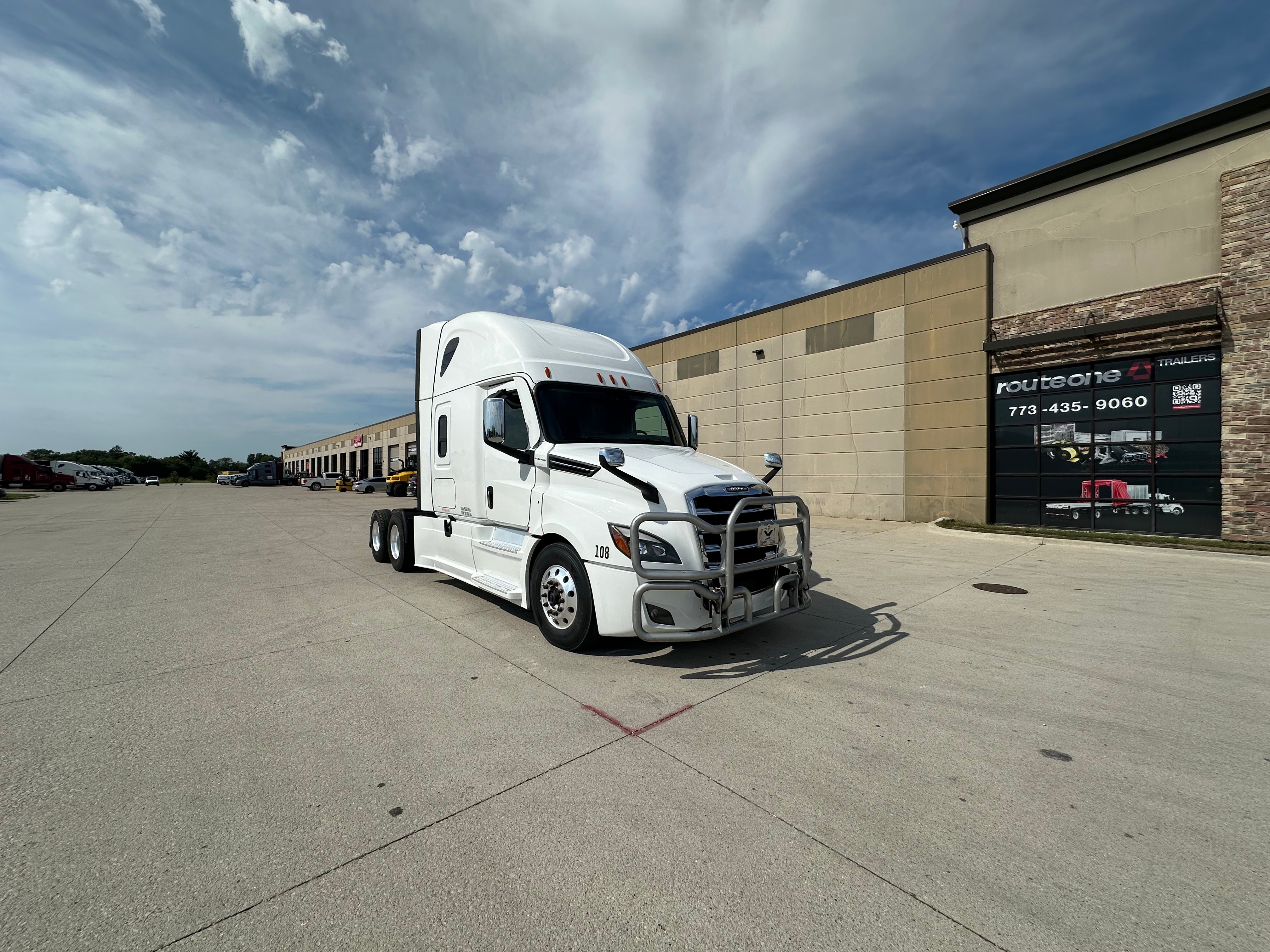 2023 Freightliner Cascadia Route One Trailers