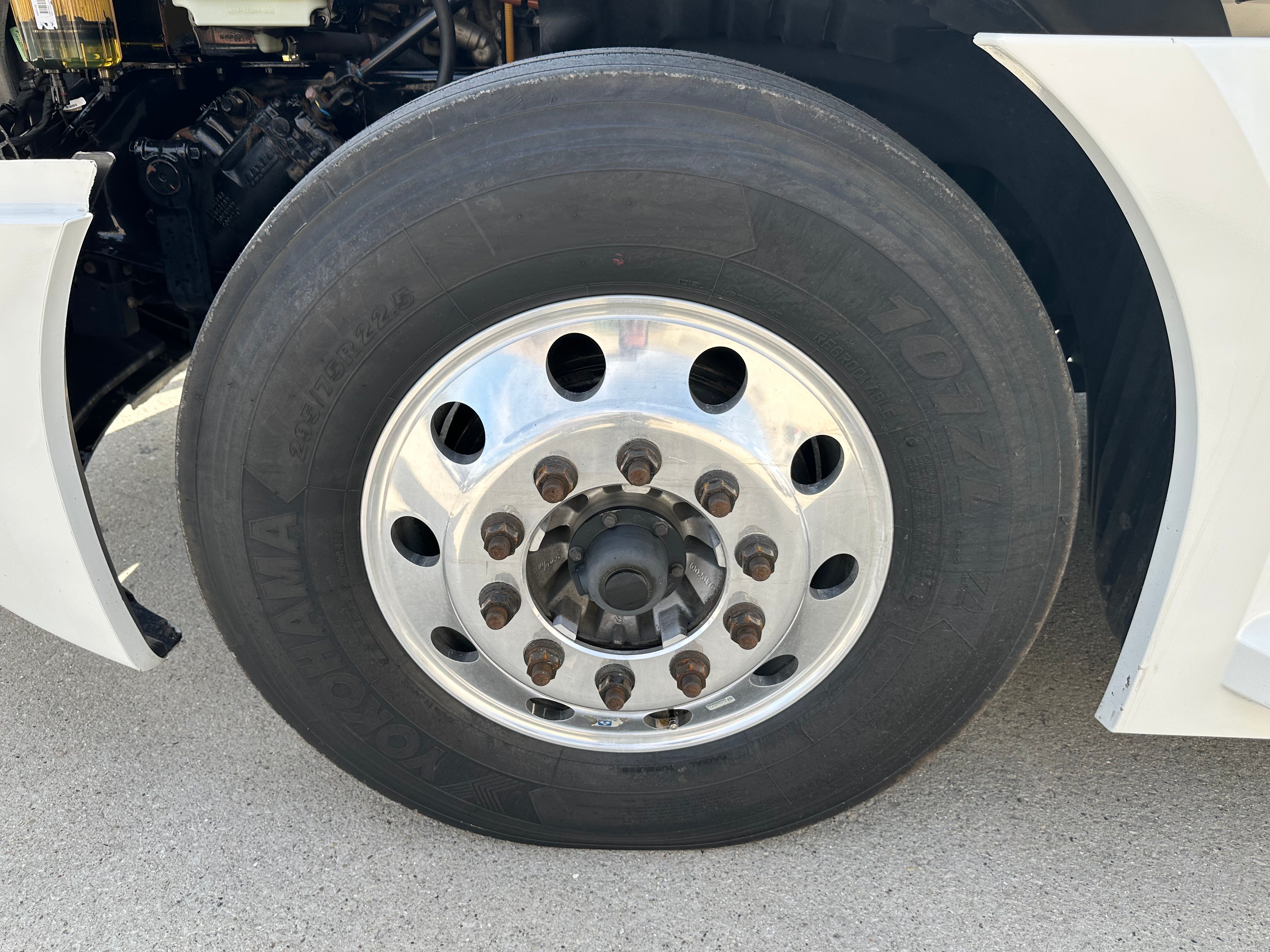 2023 Freightliner Cascadia Route One Trailers