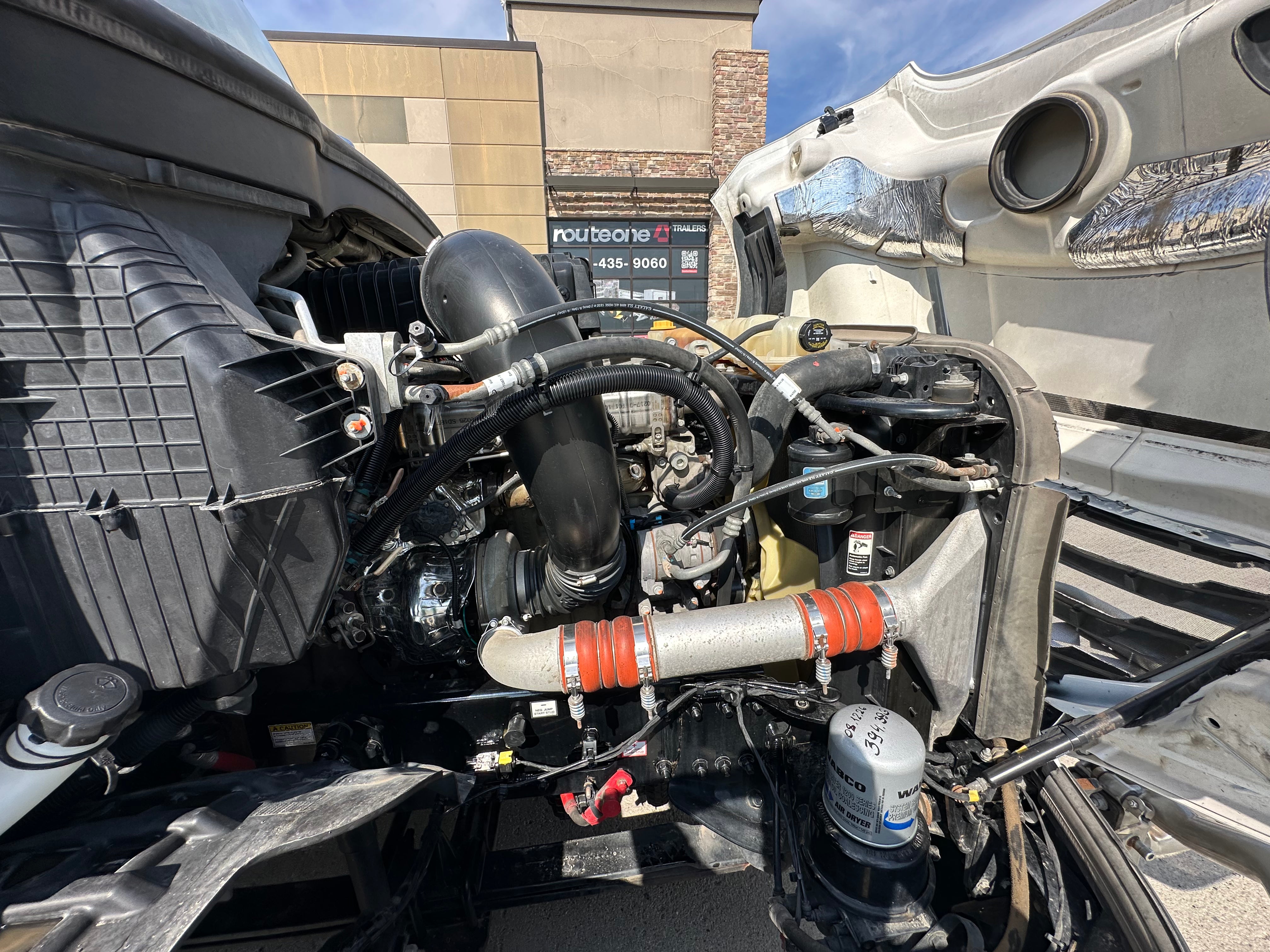 2023 Freightliner Cascadia Route One Trailers