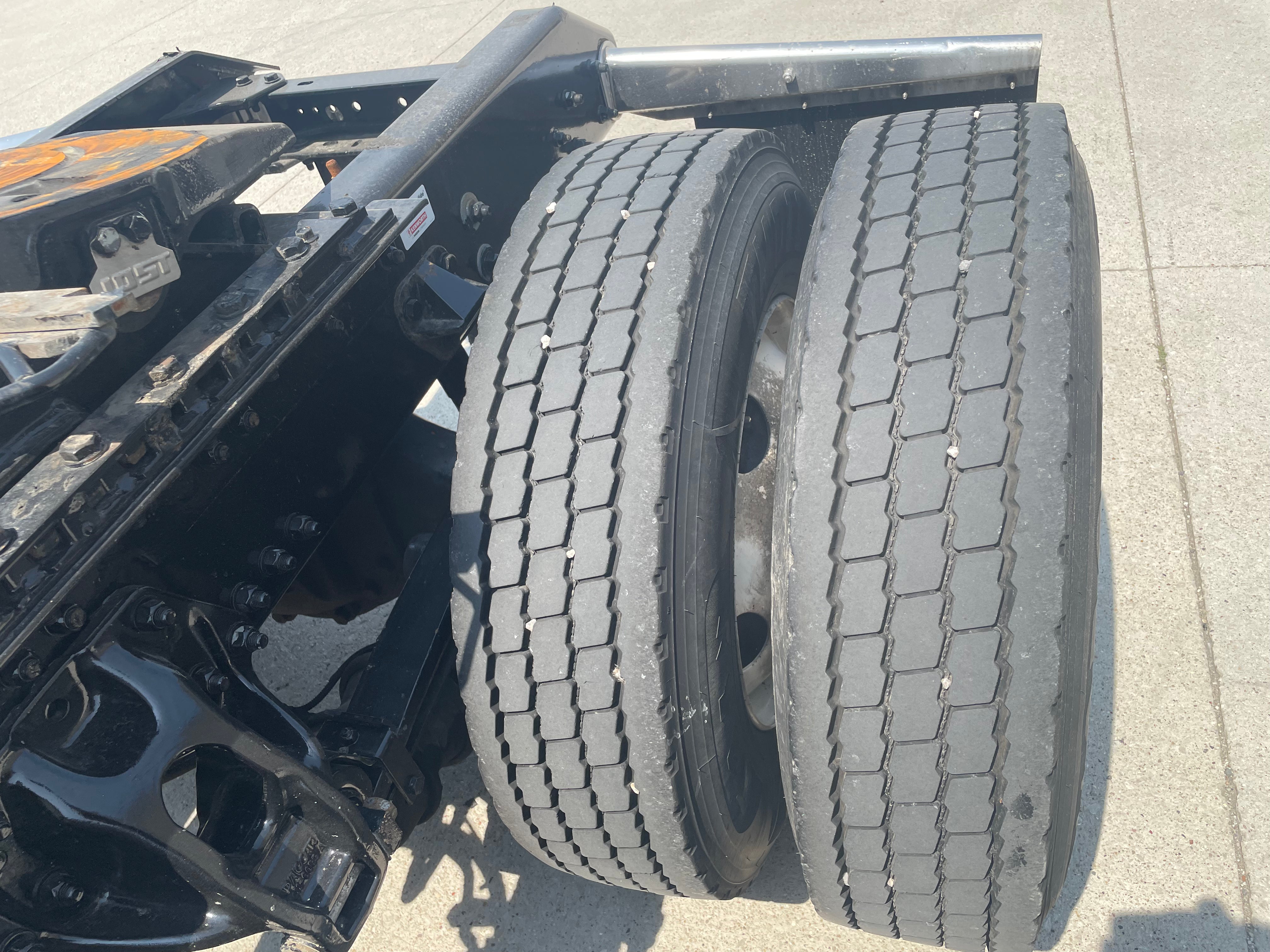 2022 Kenworth T680