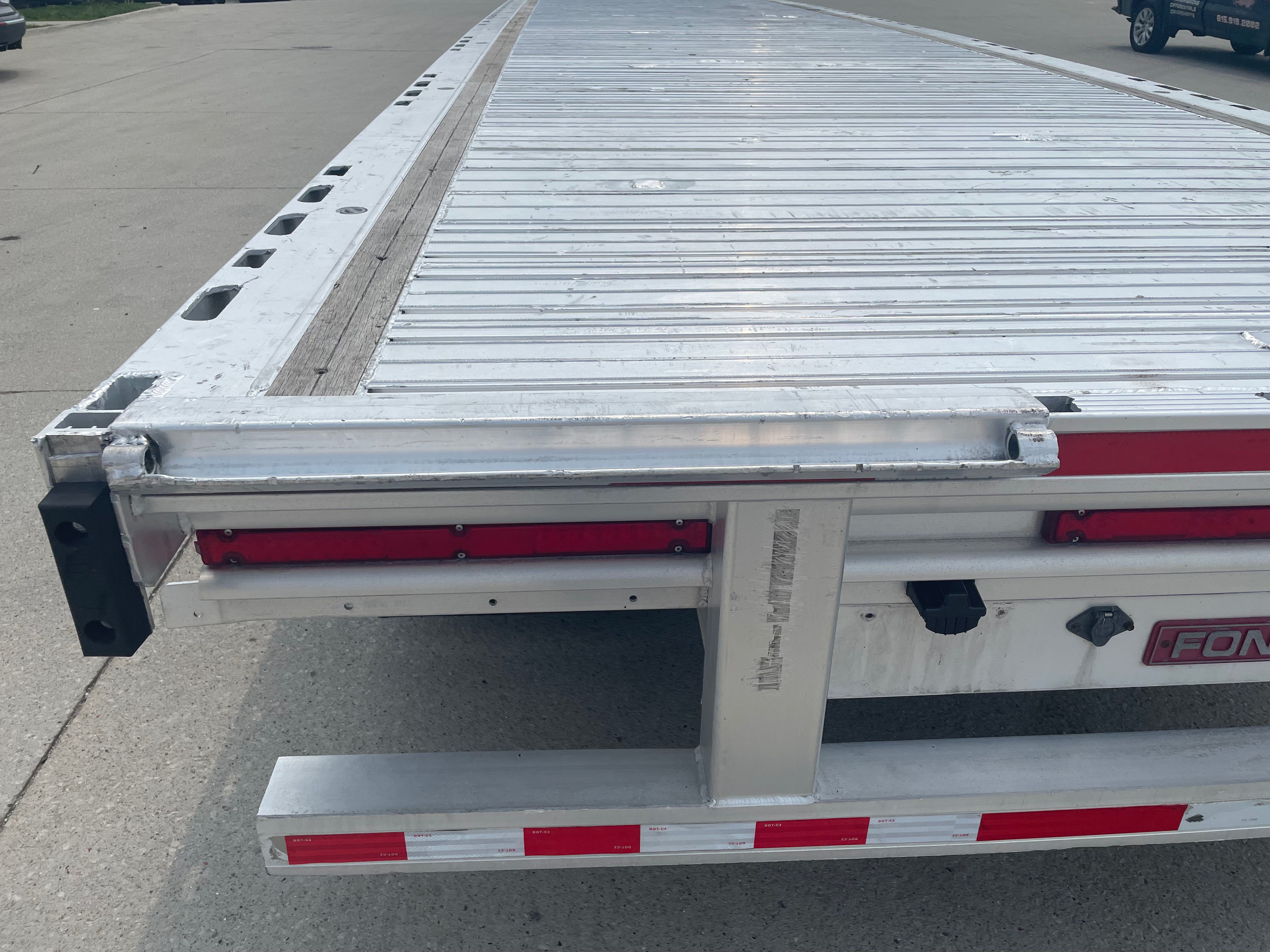 2021 Fontaine Revolution Step Deck