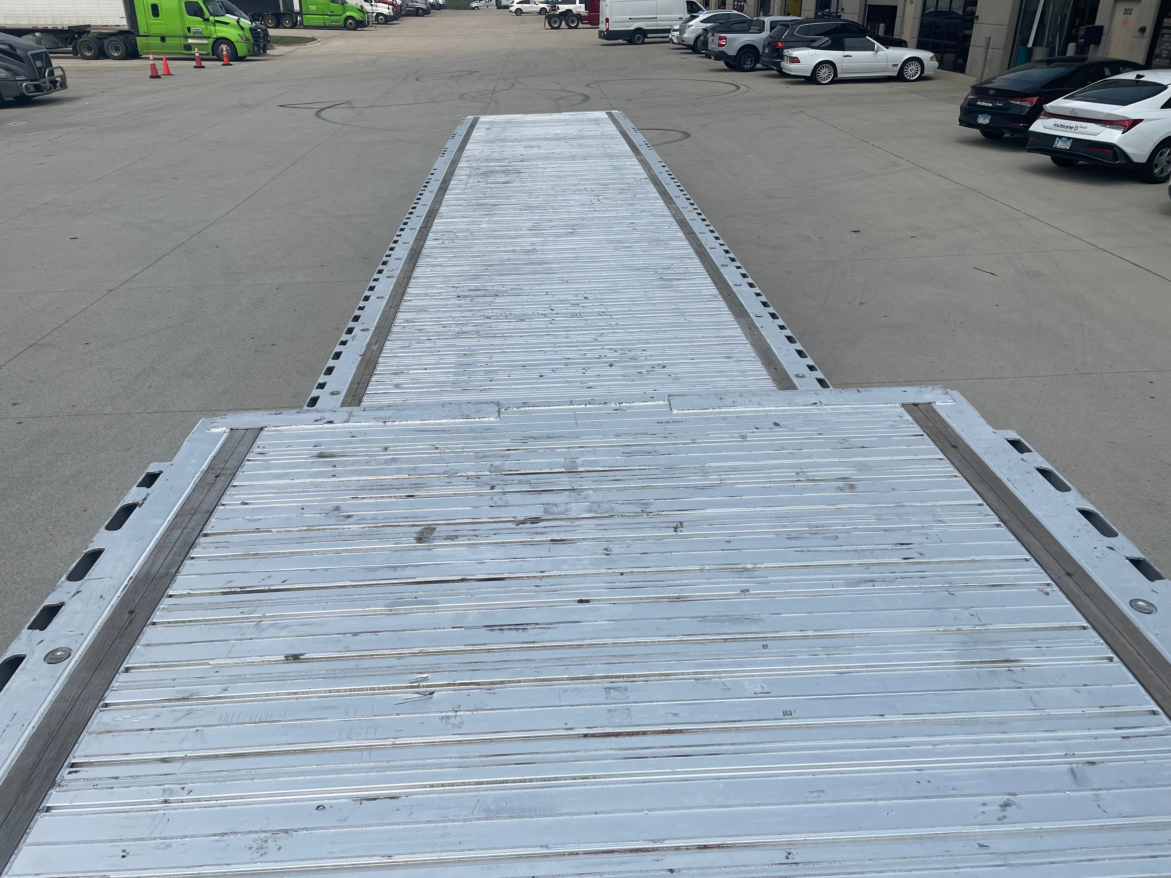 2021 Fontaine Revolution Step Deck