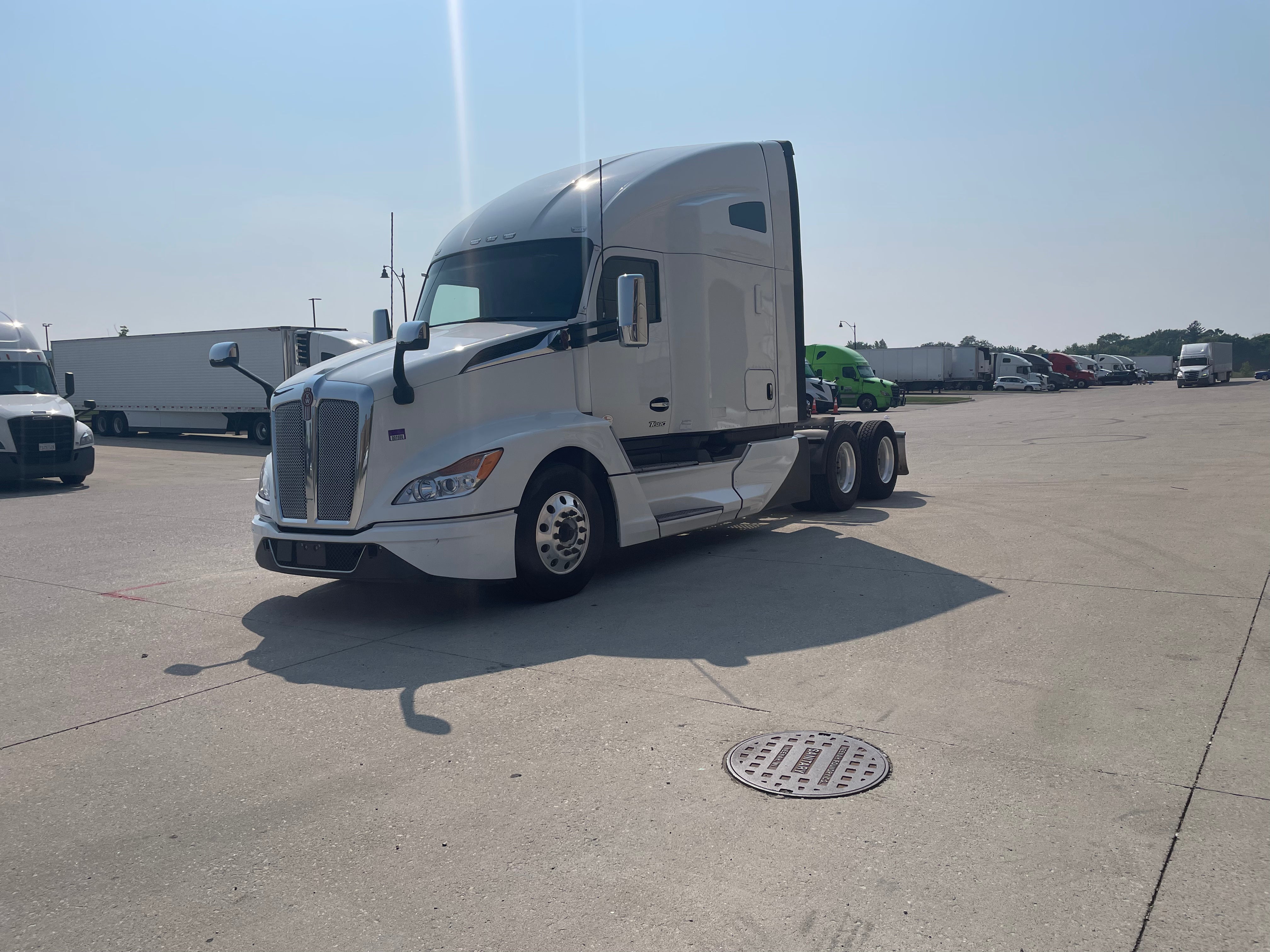 2022 Kenworth T680