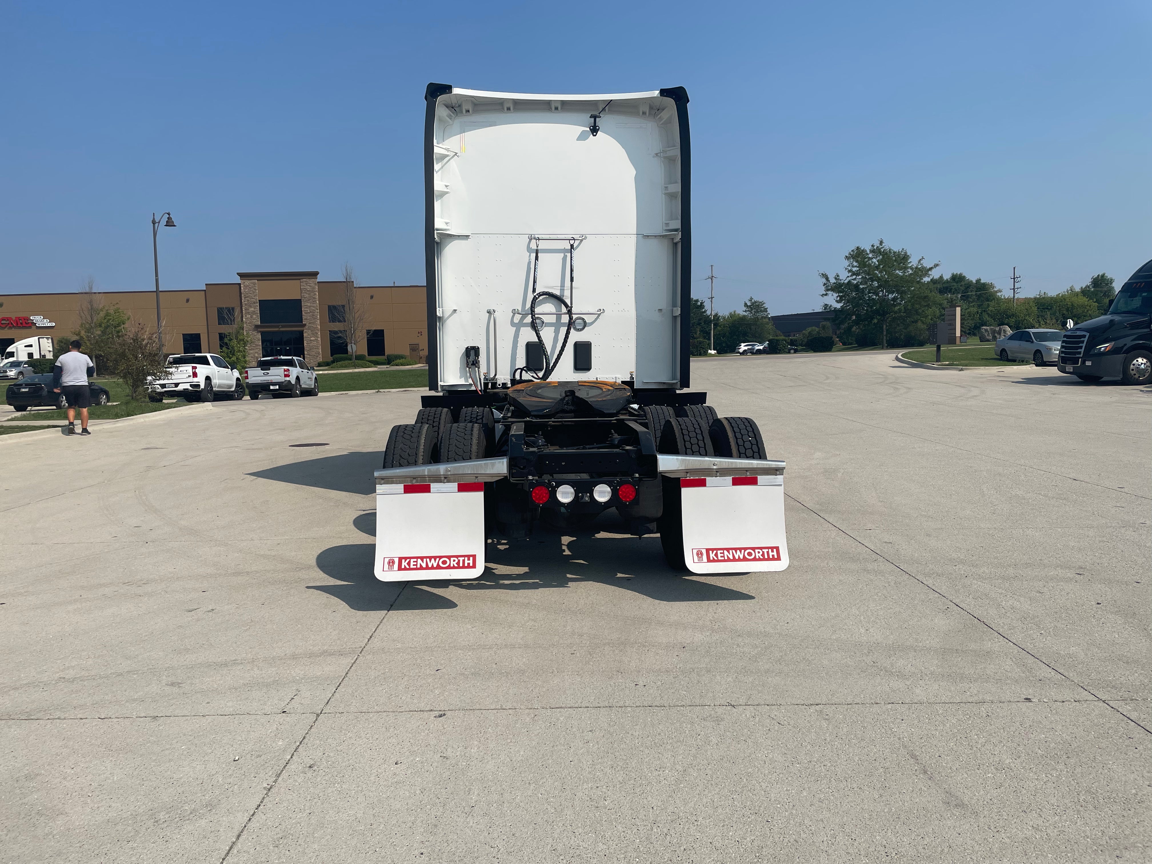 2022 Kenworth T680