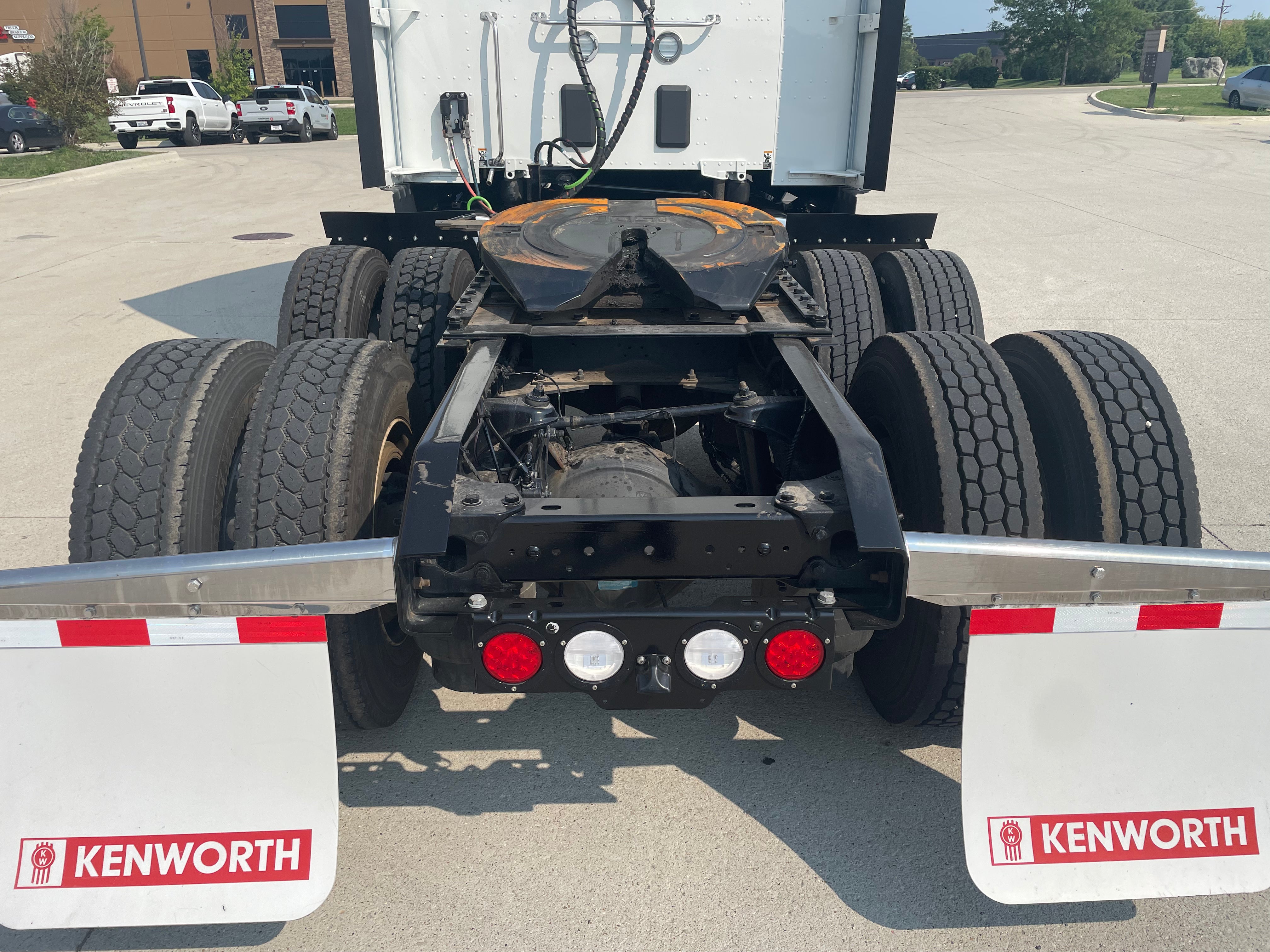 2022 Kenworth T680