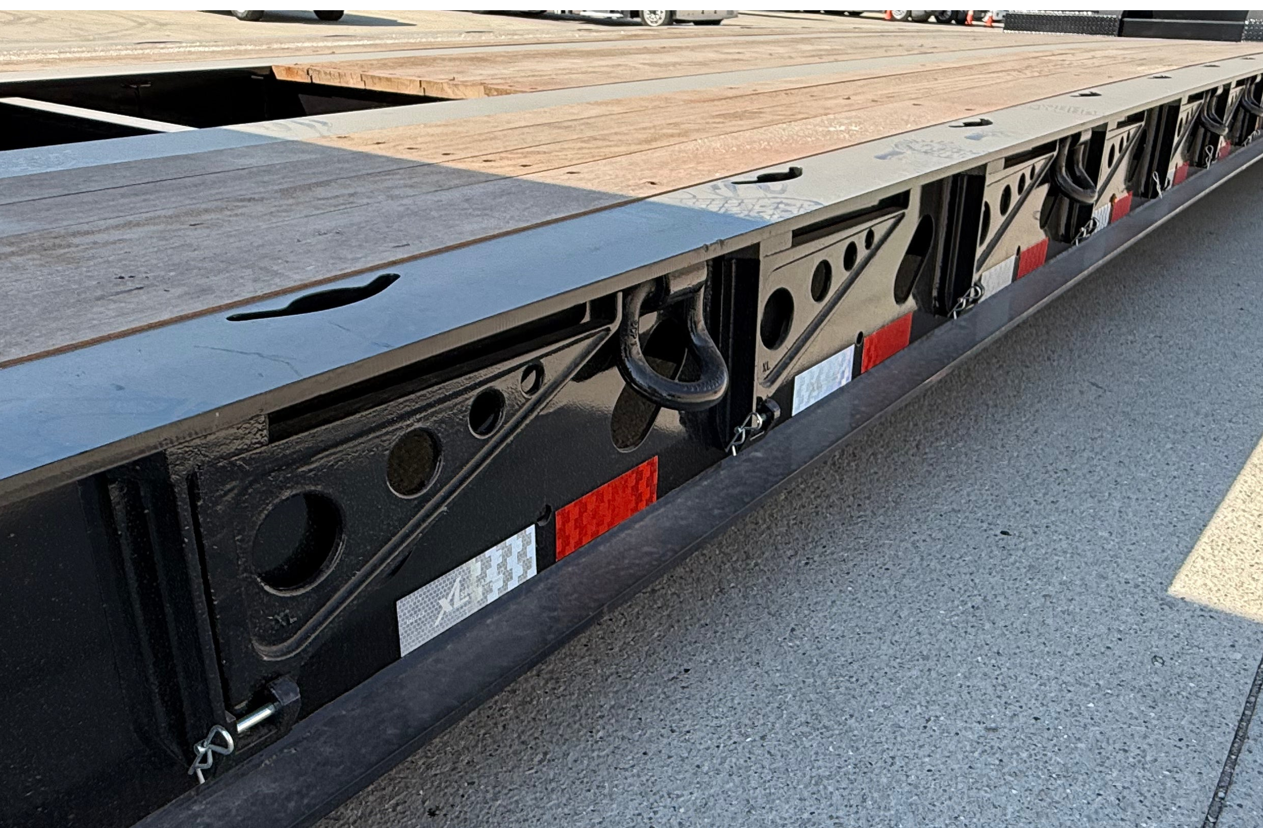 XL Specialized: Outrigger - 12' Cast Steel Route One Trailers
