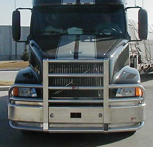 Volvo VNL 2002